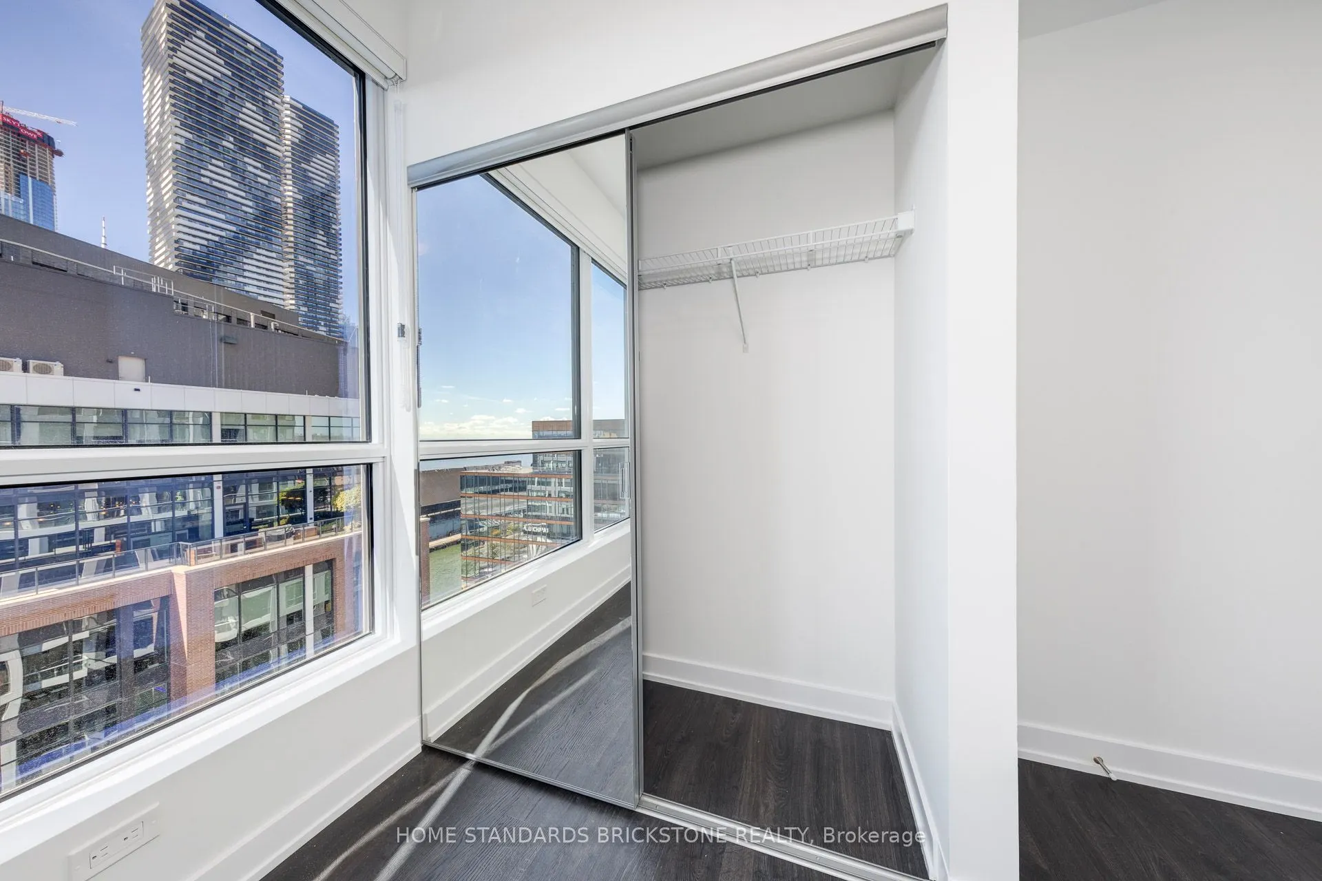 15 Richardson Street, #1414