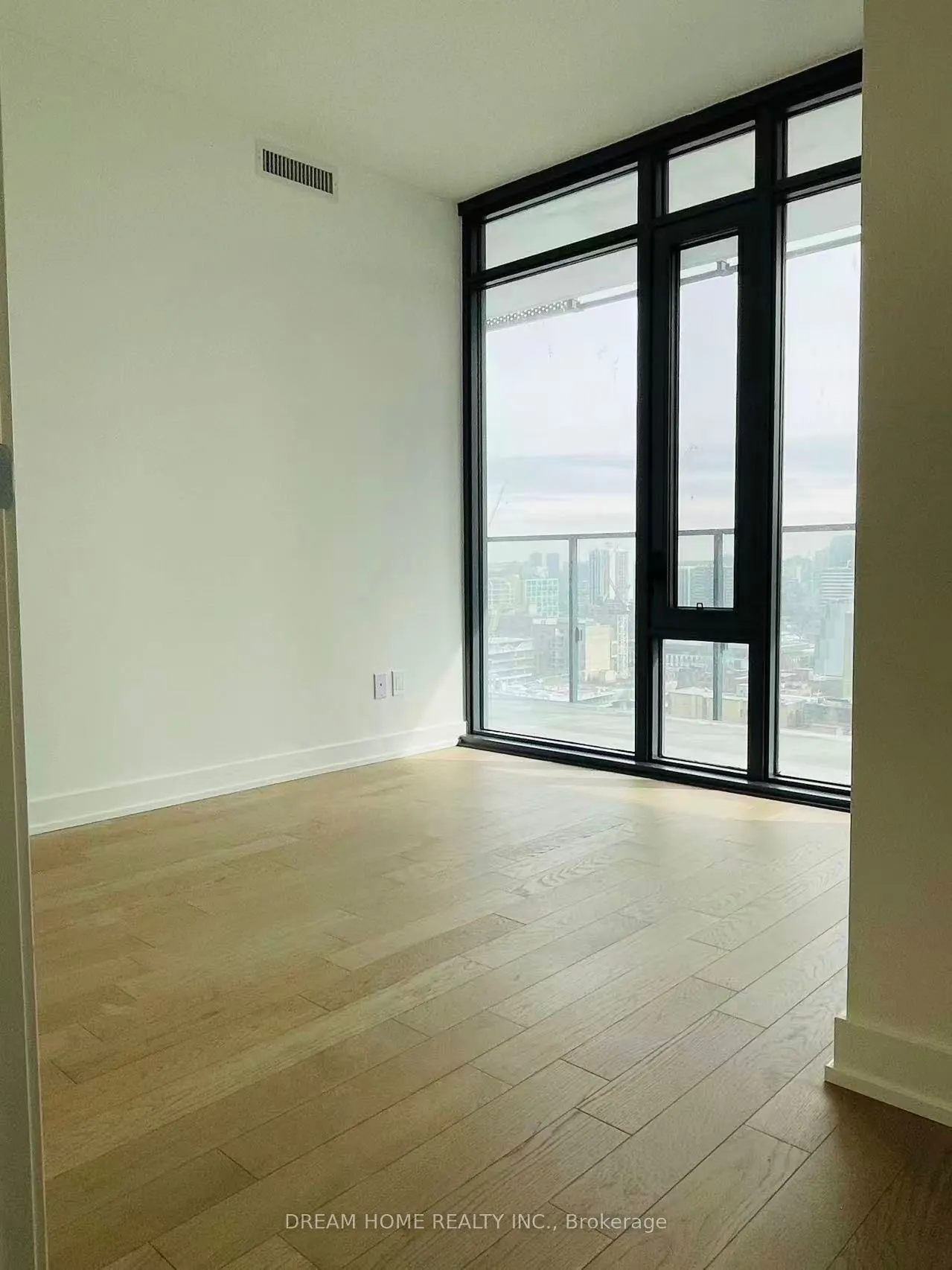 25 Richmond Street E, #1603