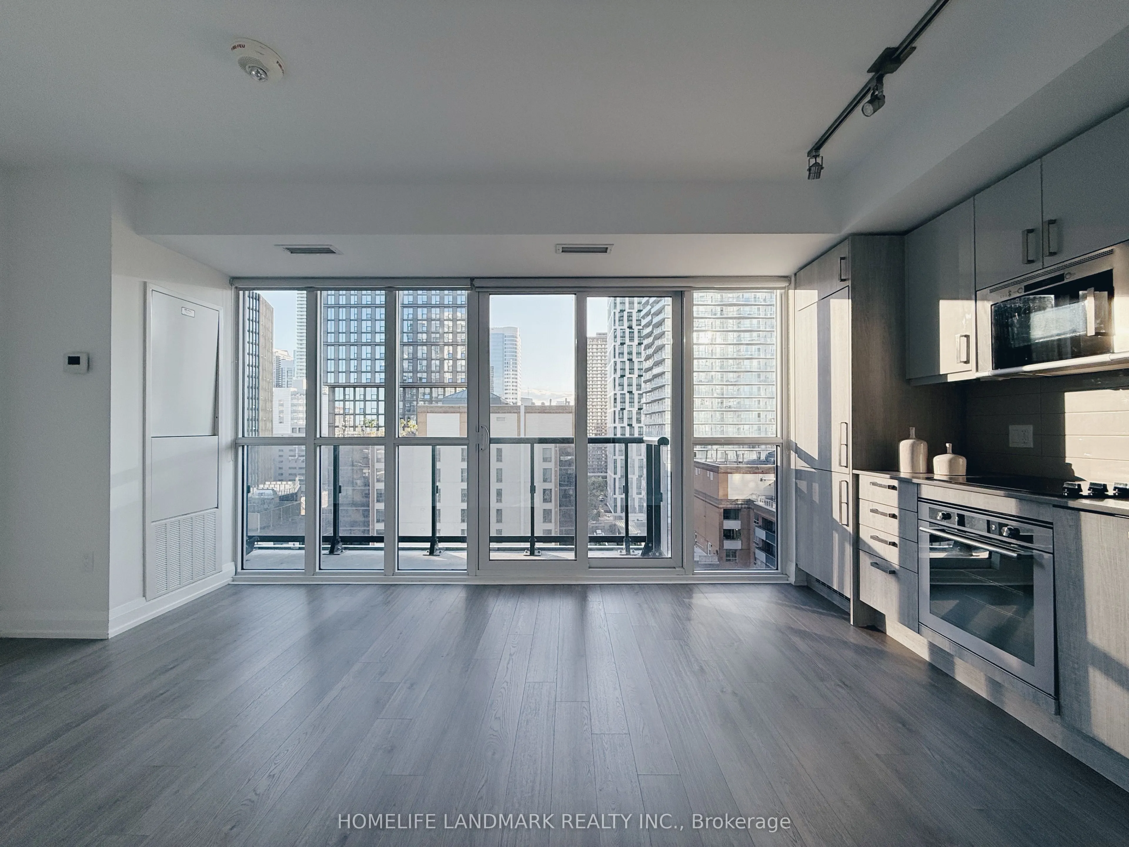 77 MUTUAL Street, #1705
