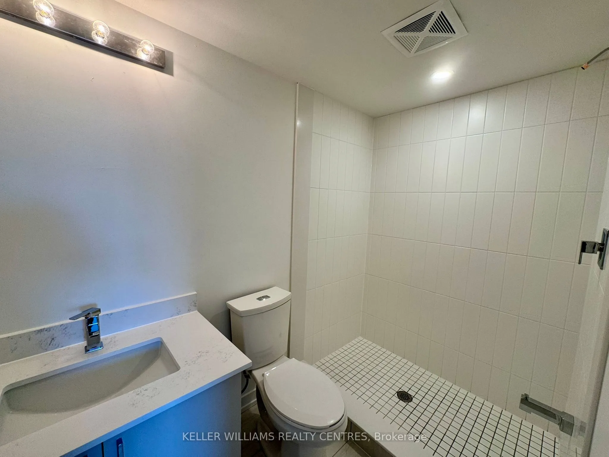 1680 Victoria Park Avenue, #B207