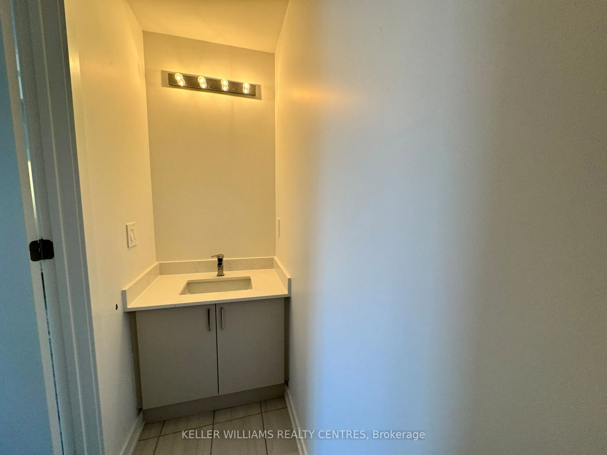 1680 Victoria Park Avenue, #B207