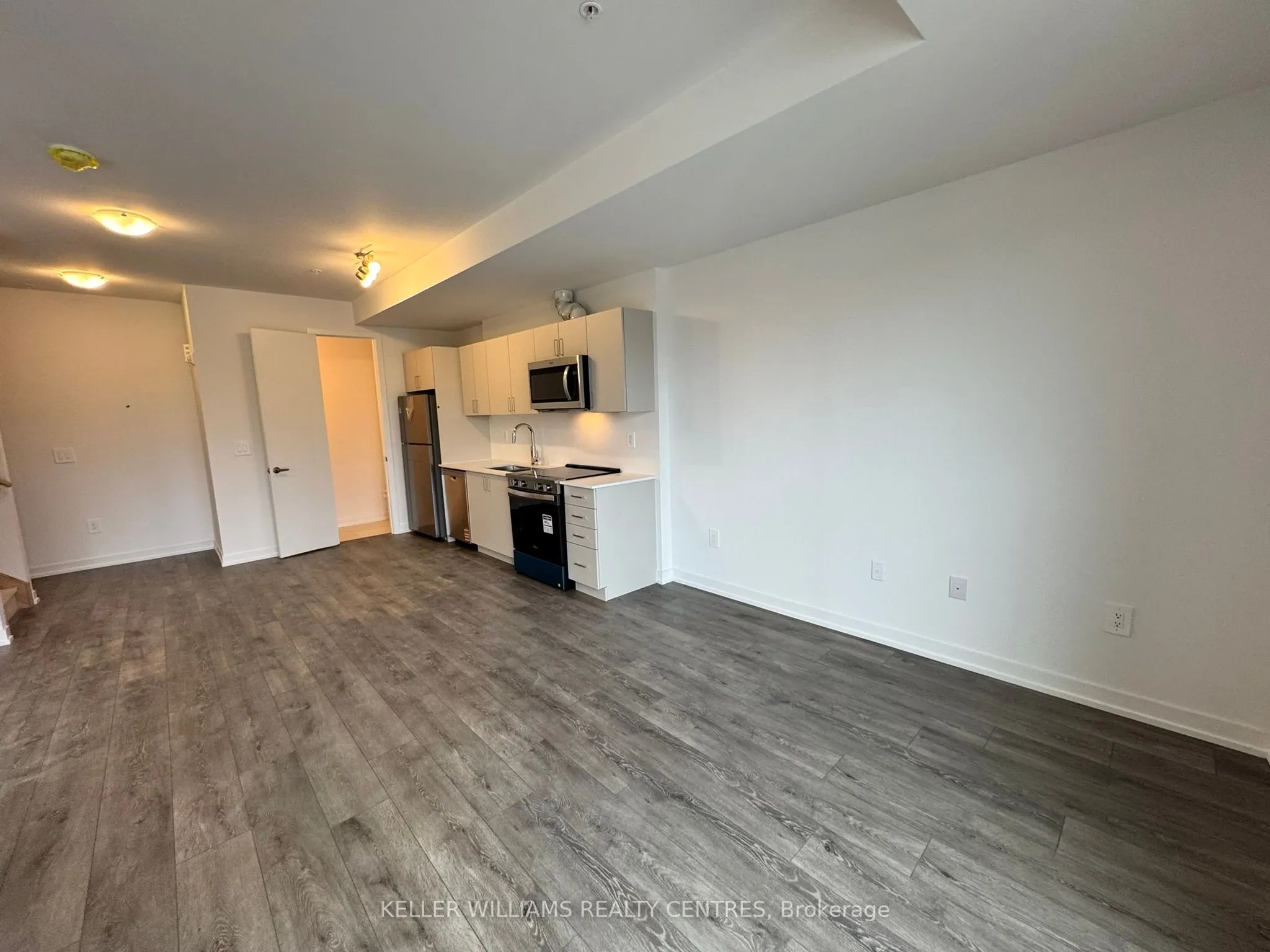1680 Victoria Park Avenue, #B207