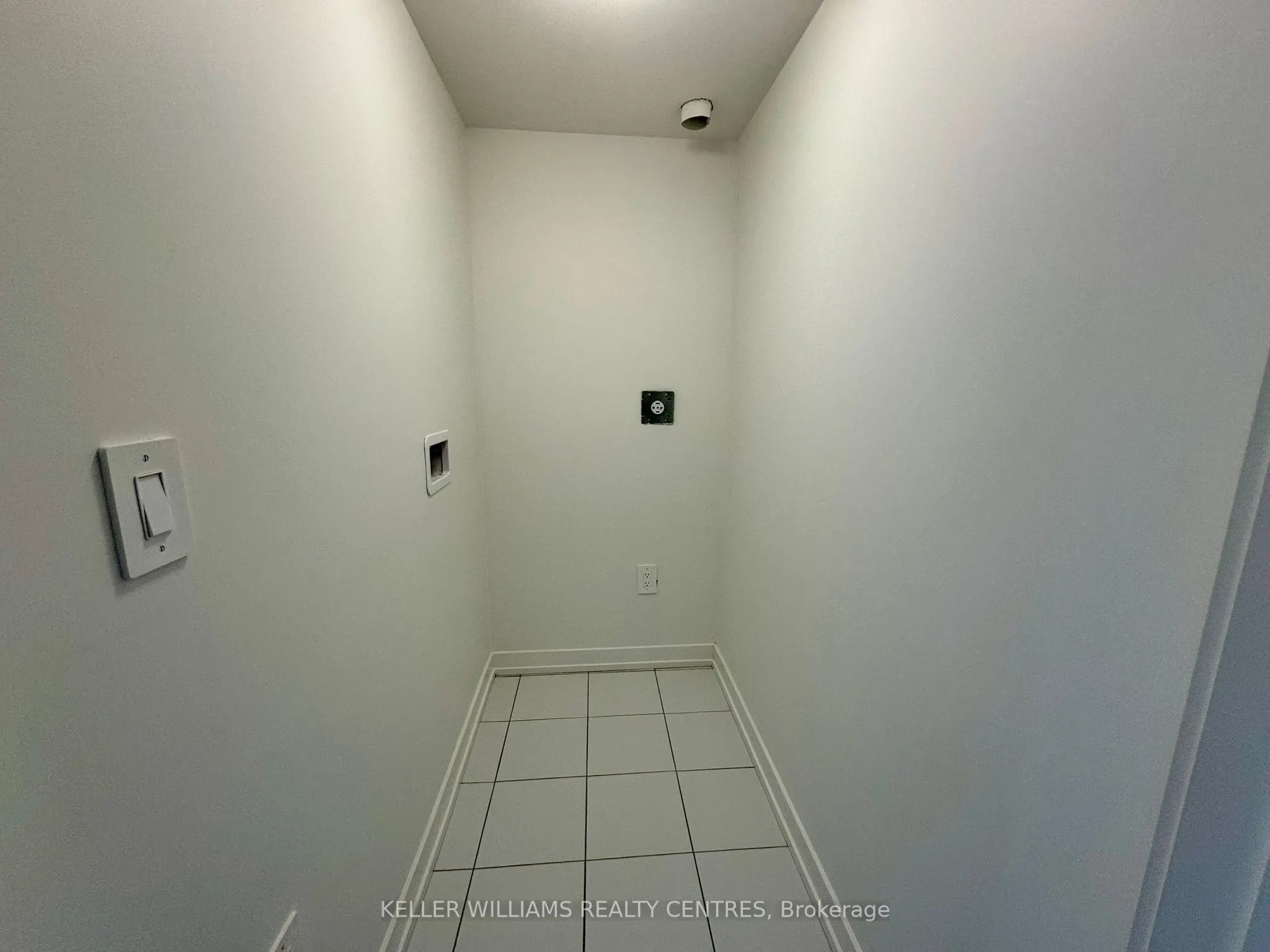 1680 Victoria Park Avenue, #B207