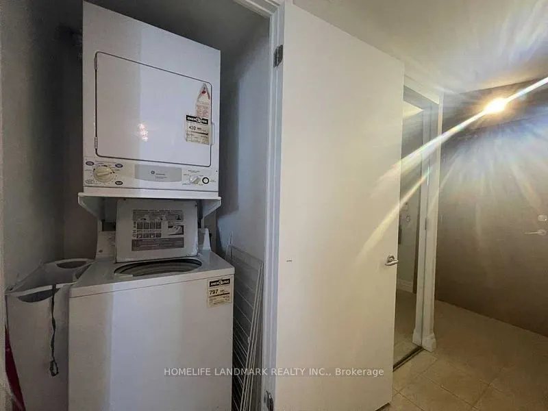 500 Queens Quay, #1012E