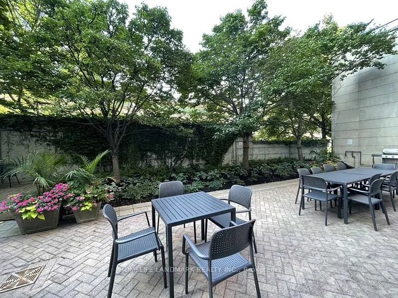 500 Queens Quay, #1012E