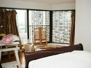 65 Harbour Square, #1809