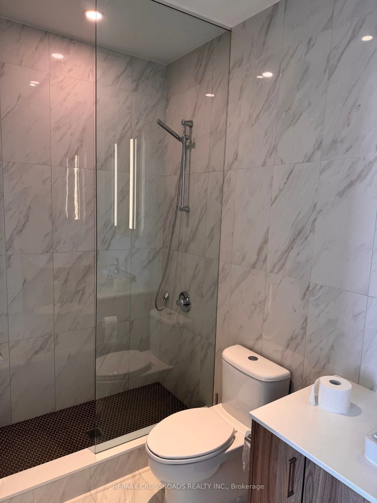 470 FRONT Street W, #2415