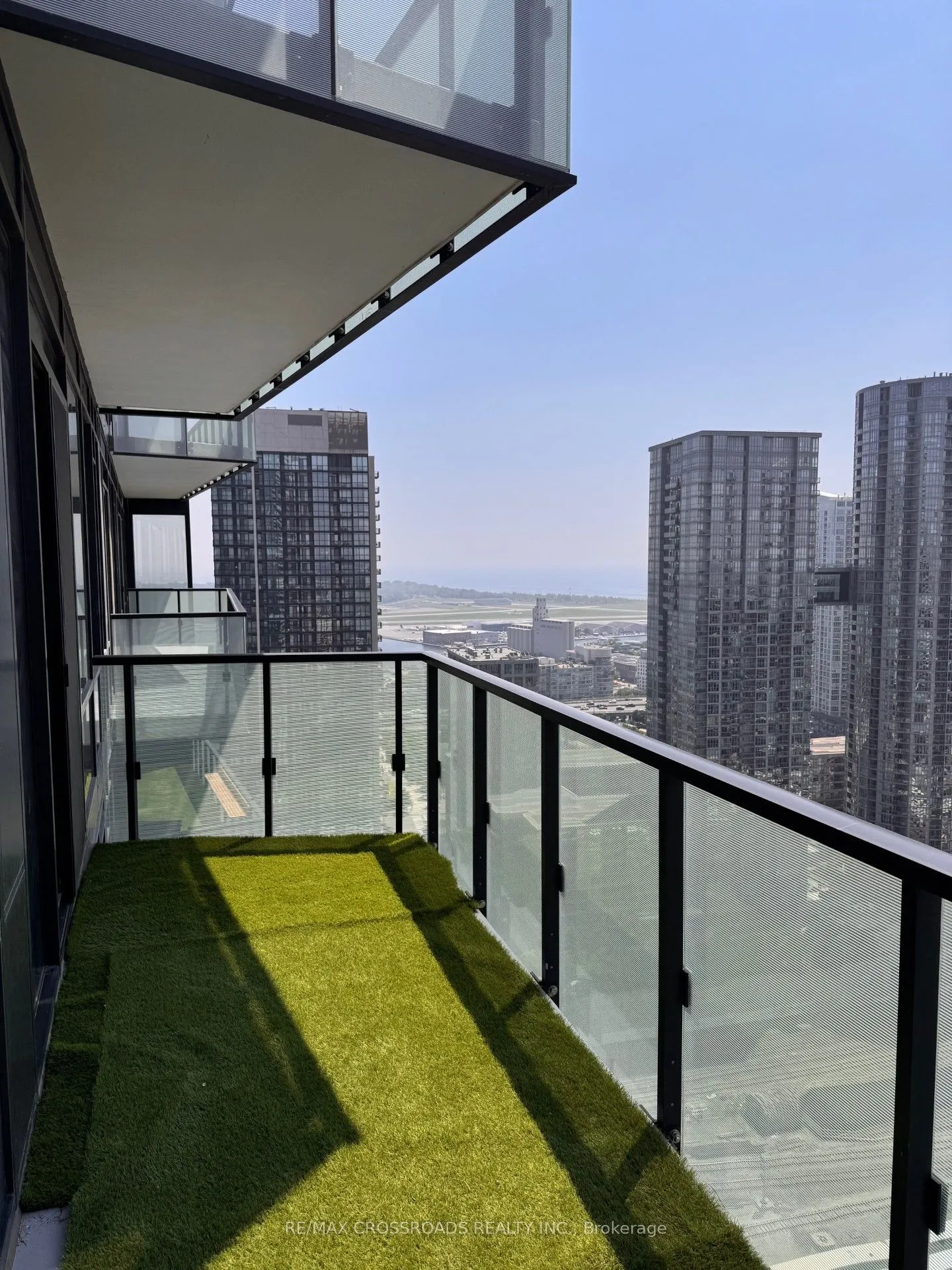 470 FRONT Street W, #2415