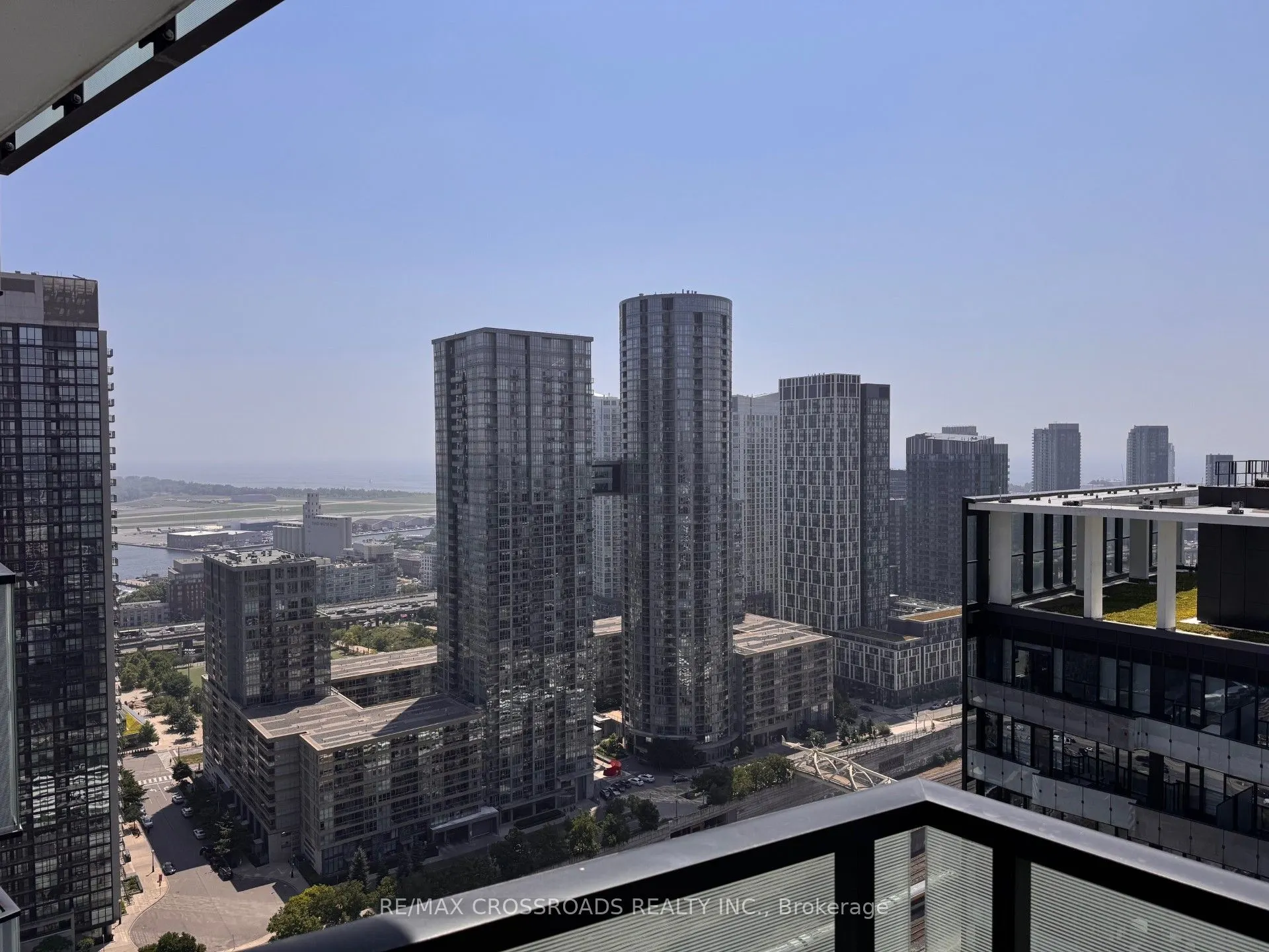 470 FRONT Street W, #2415