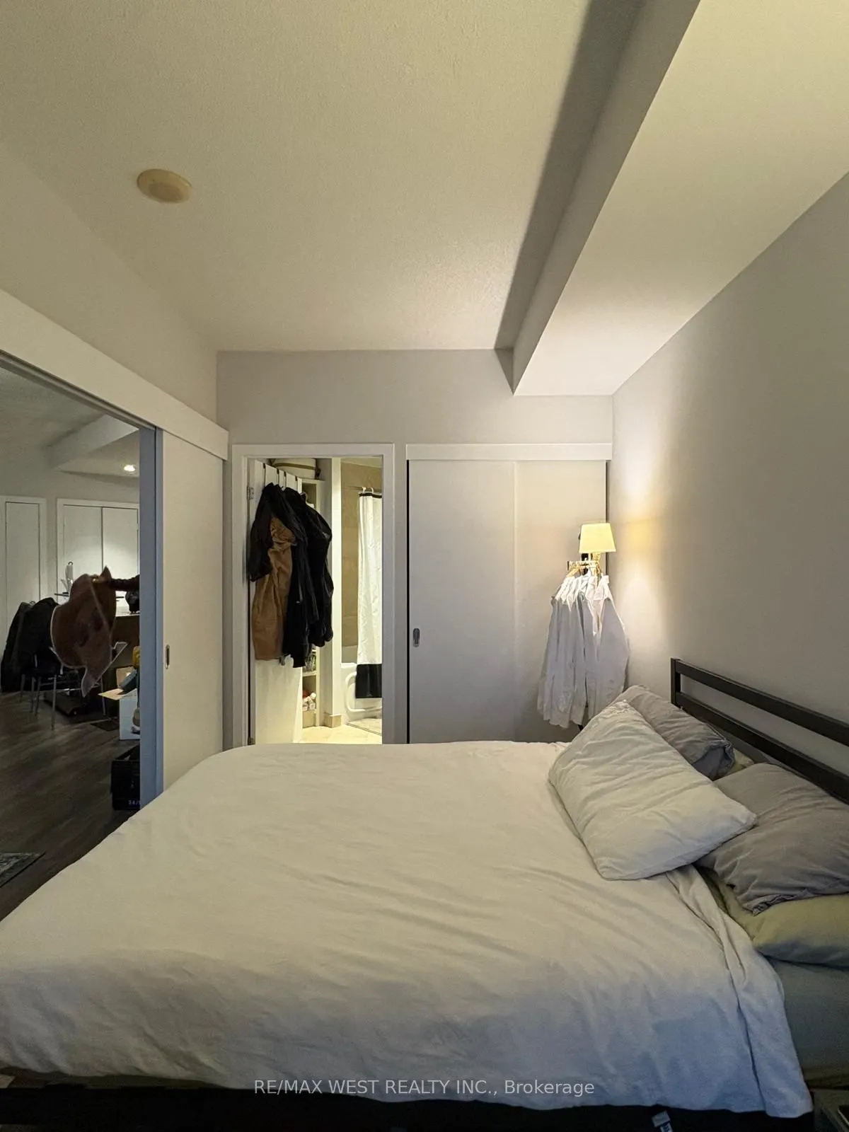 218 Queens Quay W, #2204