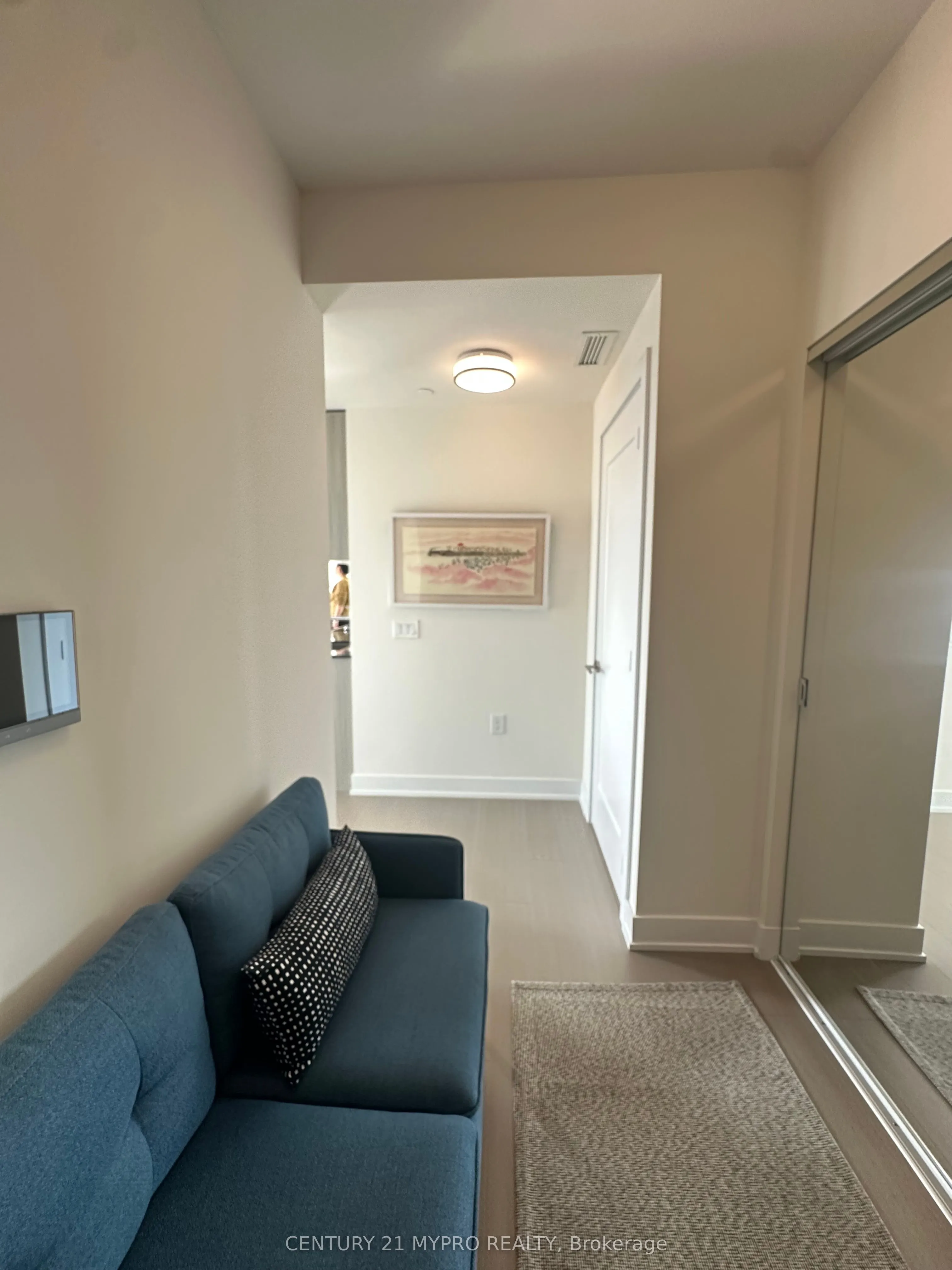 575 Bloor Street E, #3508