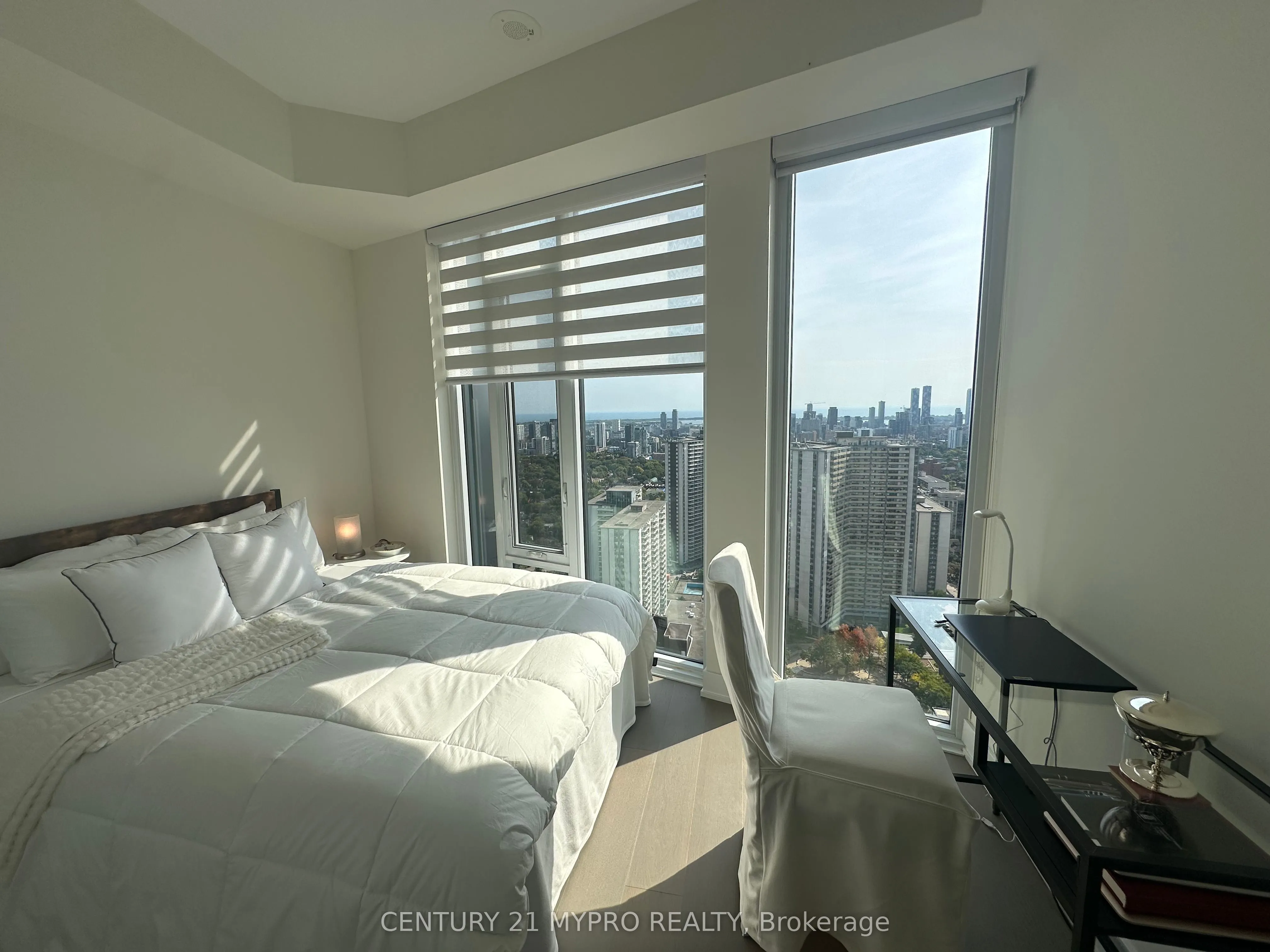 575 Bloor Street E, #3508