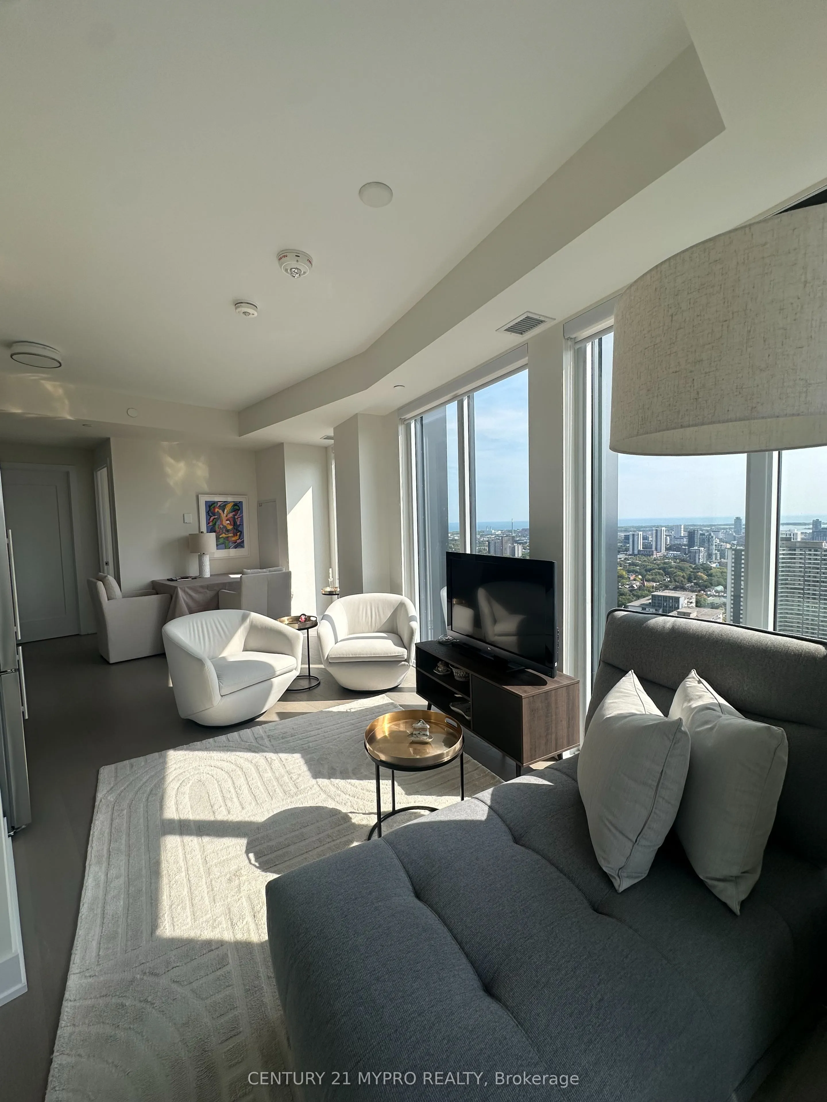575 Bloor Street E, #3508