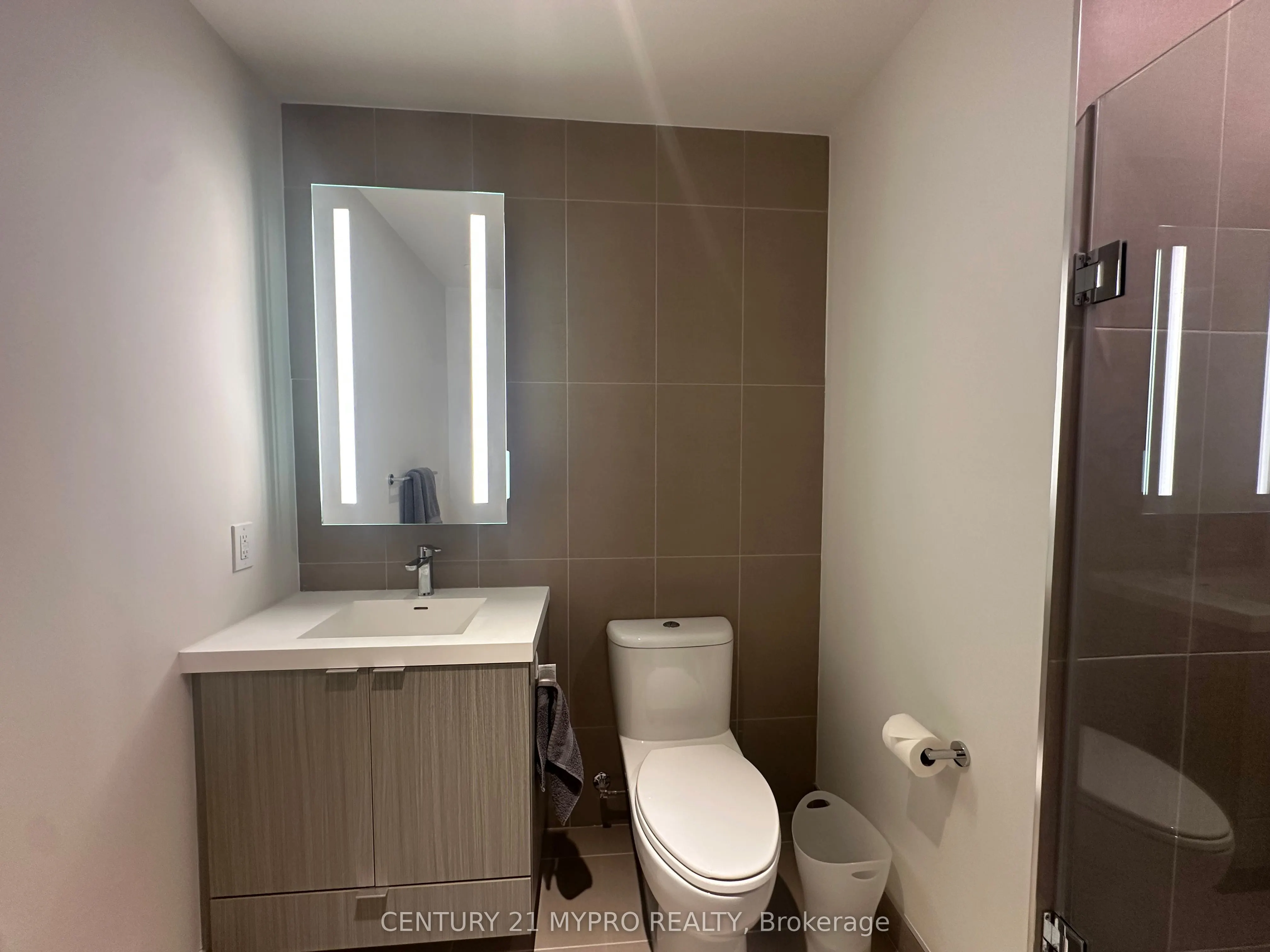 575 Bloor Street E, #3508