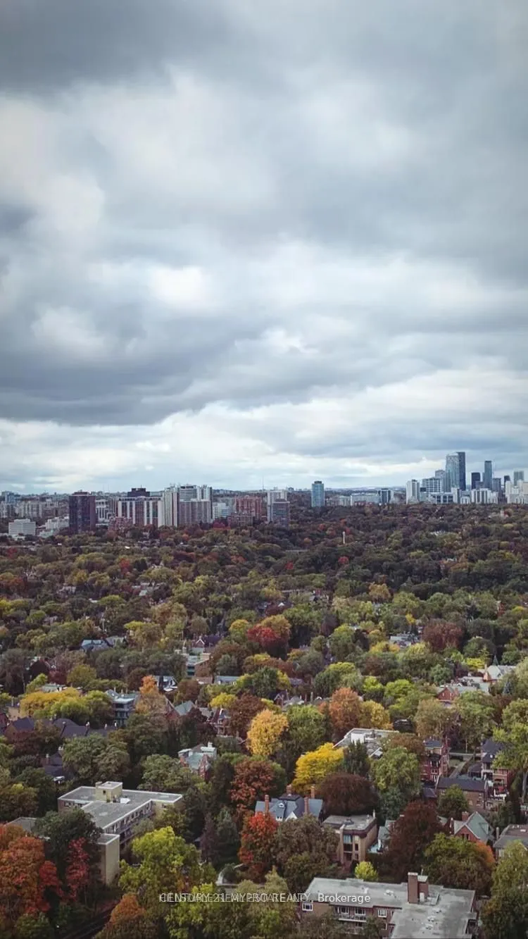 575 Bloor Street E, #3508