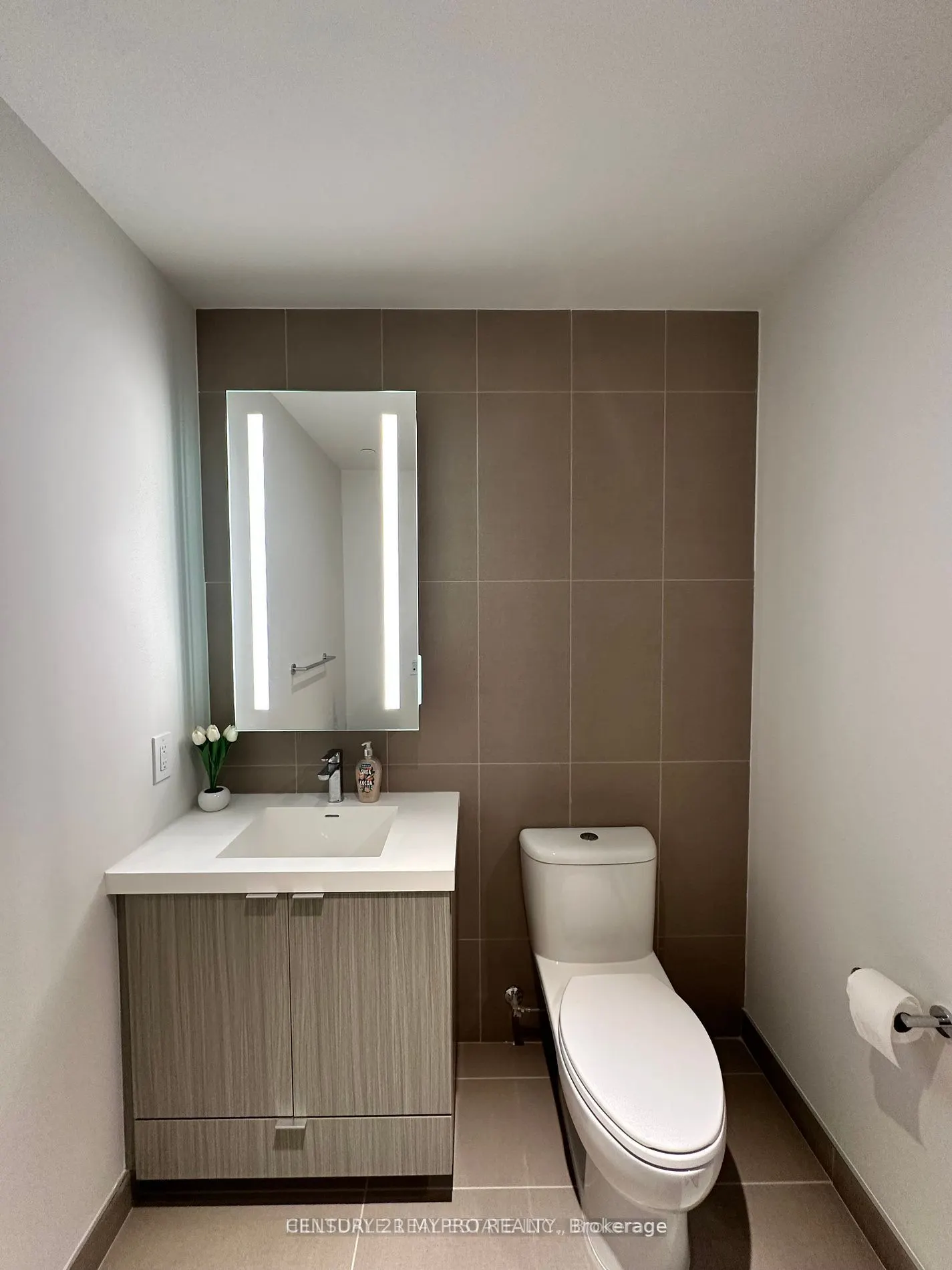 575 Bloor Street E, #3508