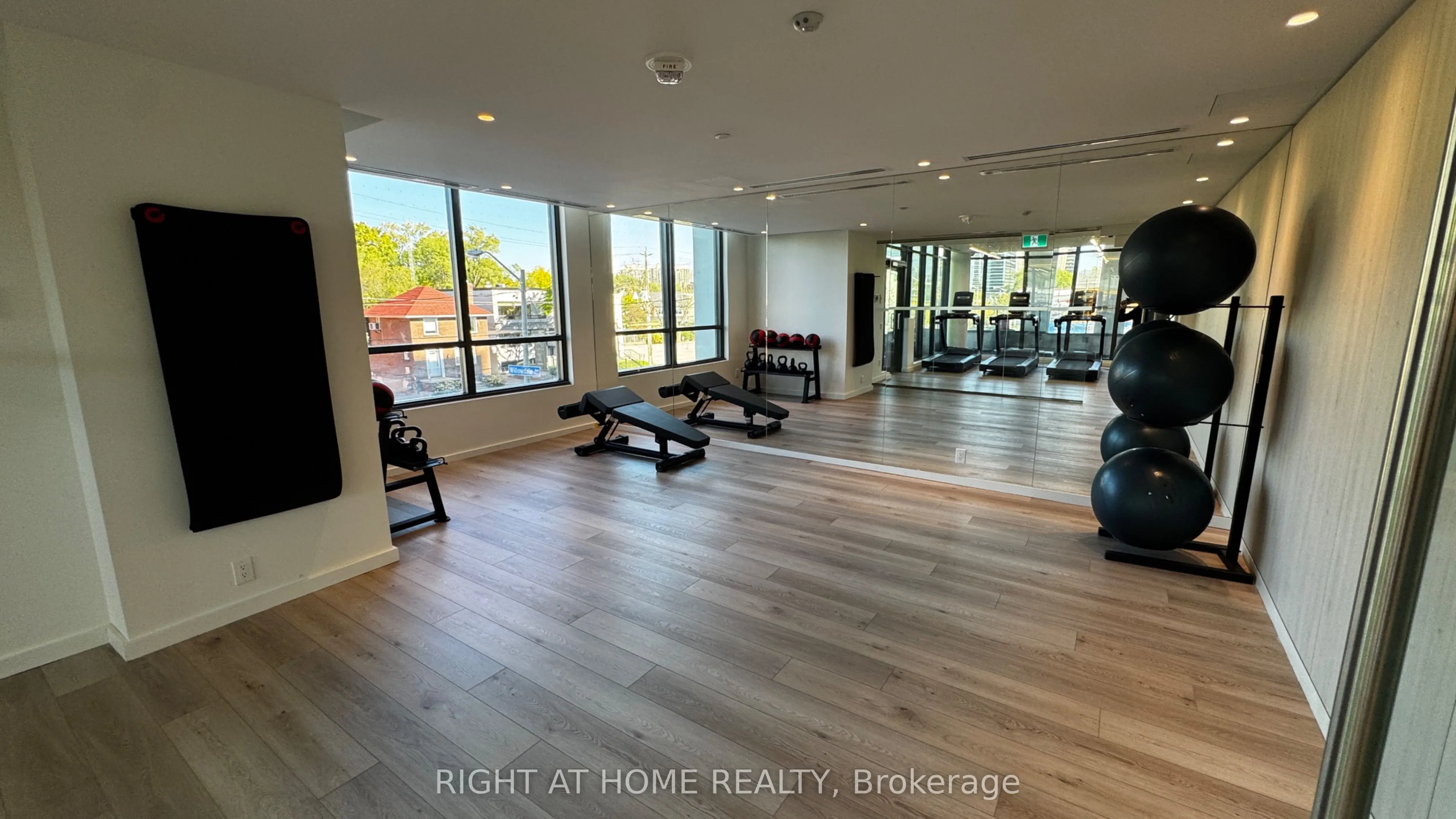 181 Sheppard Avenue E, #419