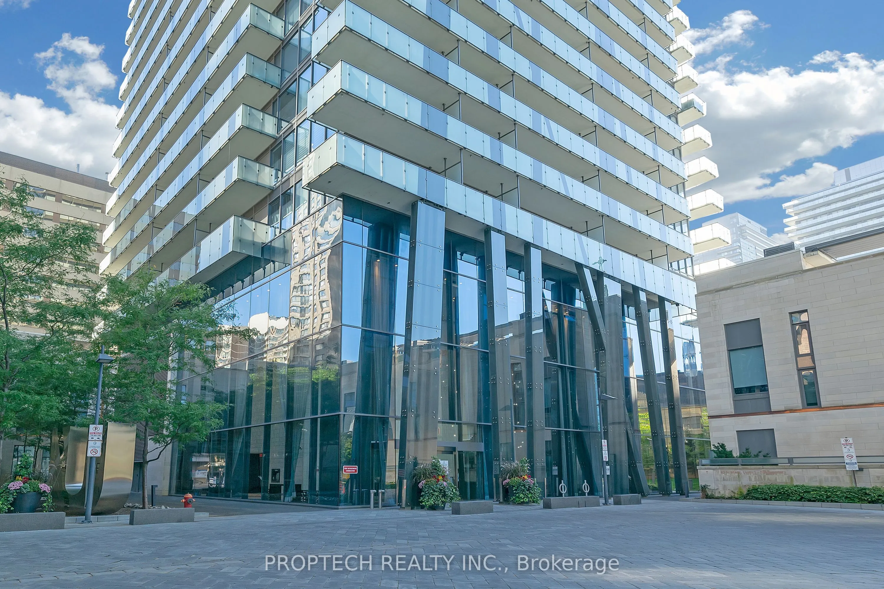 1080 Bay Street, #1009