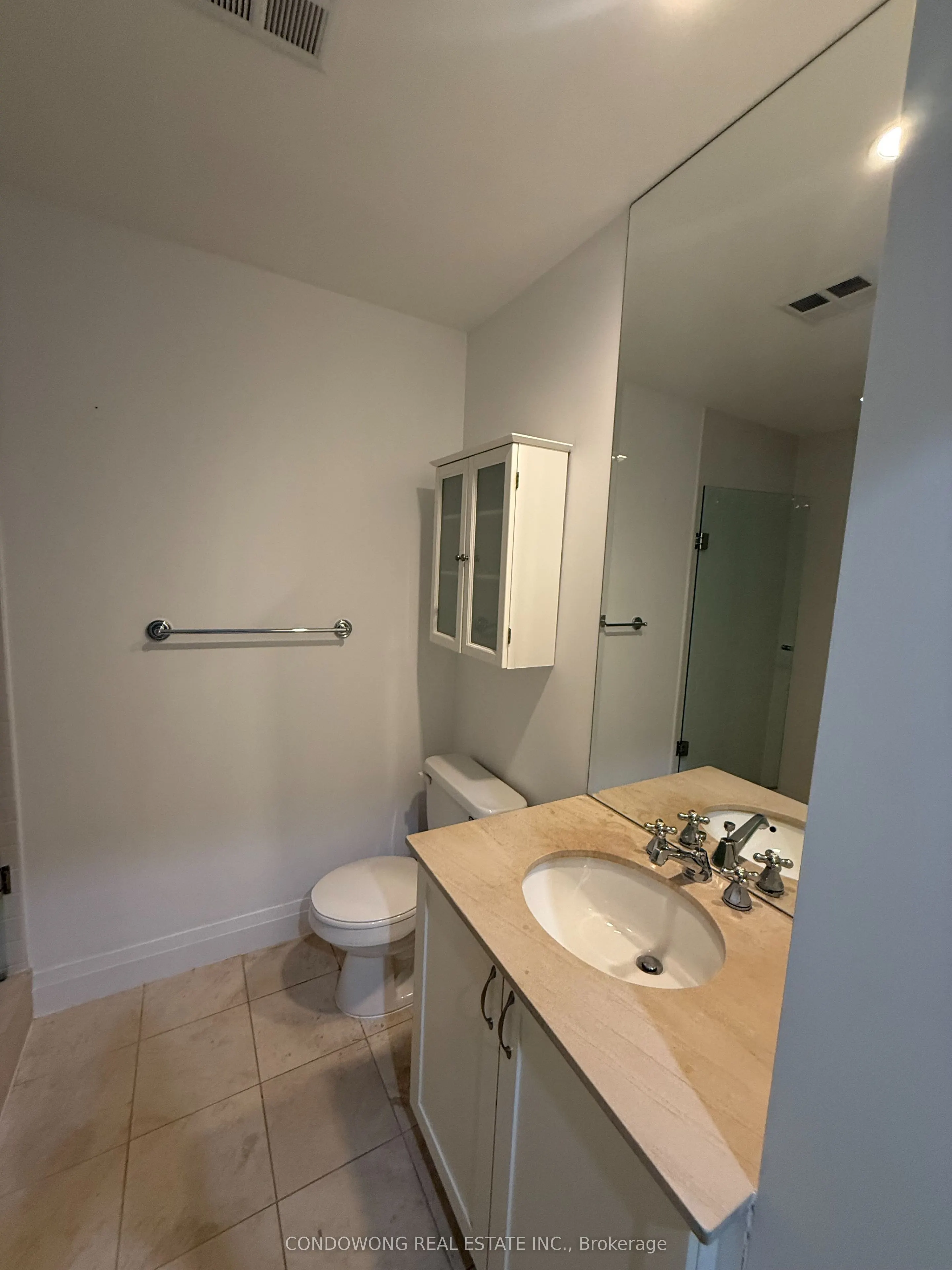 25 Scrivener Square, #908