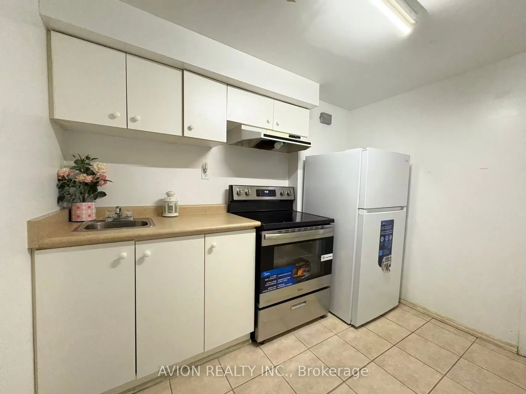 6 Rollingwood Drive