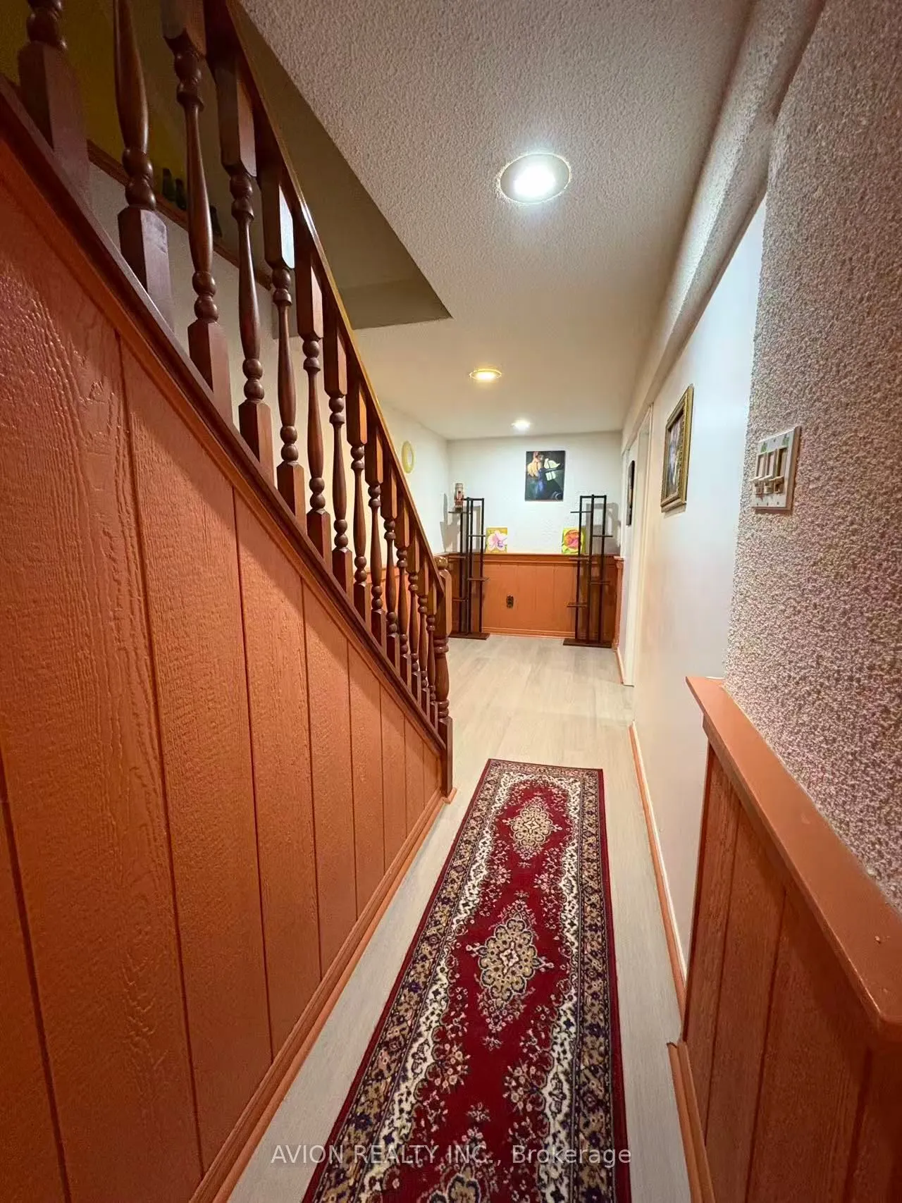 6 Rollingwood Drive