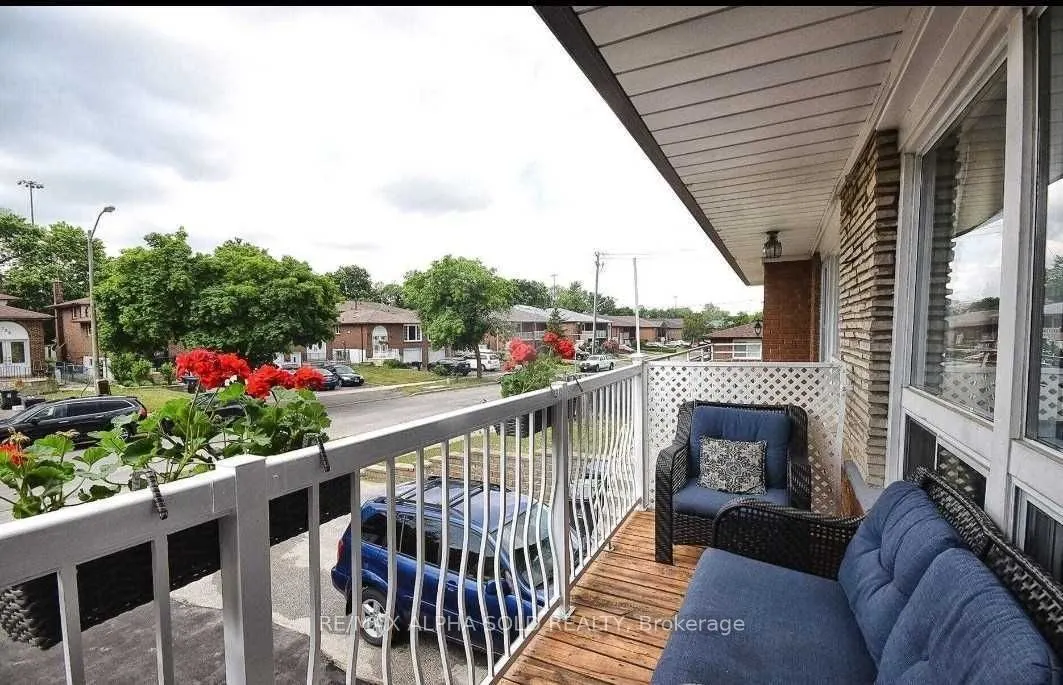 155 Edmonton Drive, #Upper