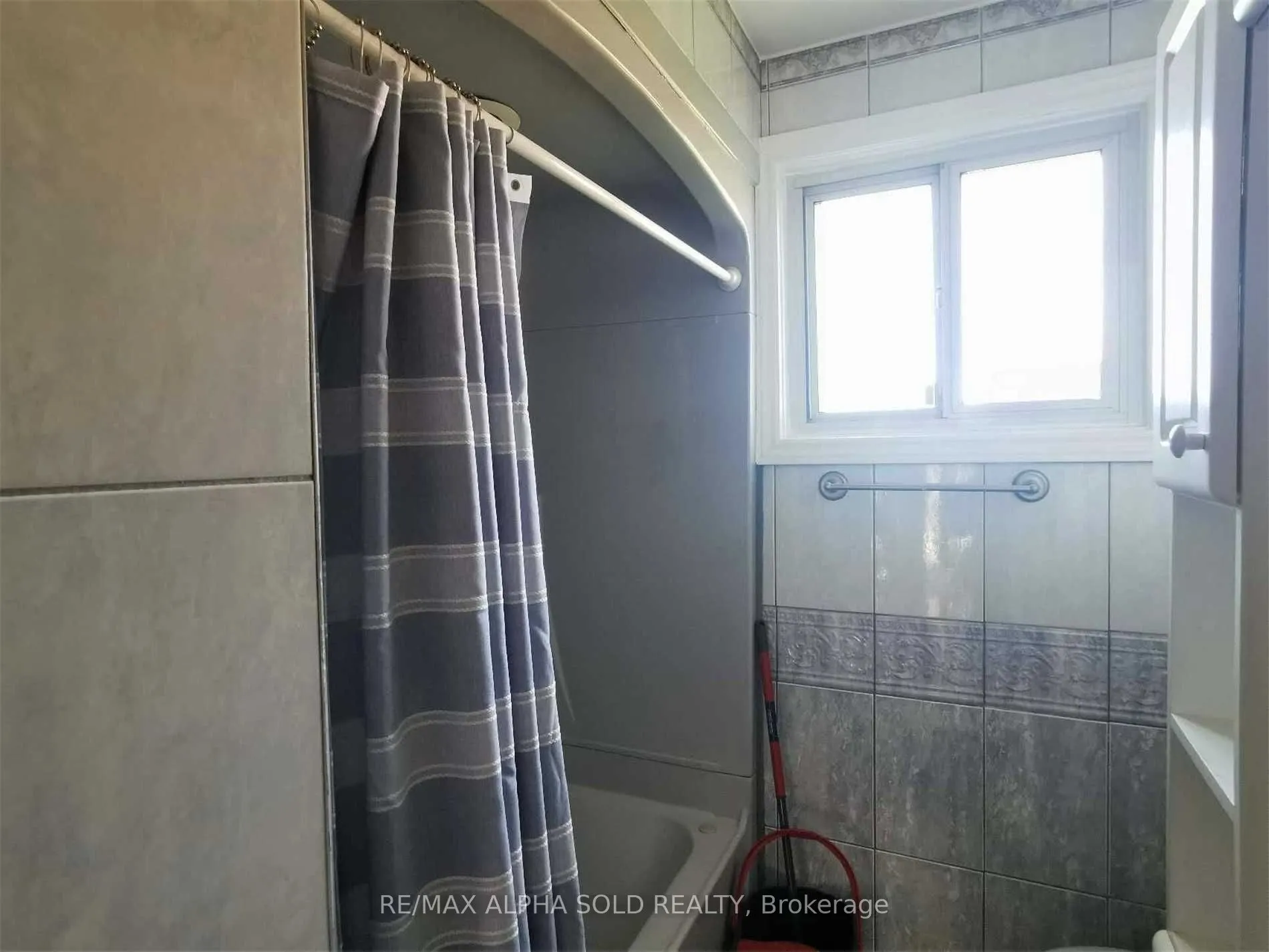 155 Edmonton Drive, #Upper
