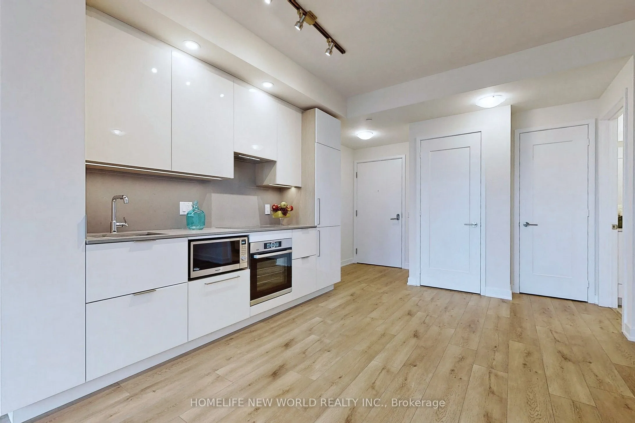 28 Freeland Street, #4106