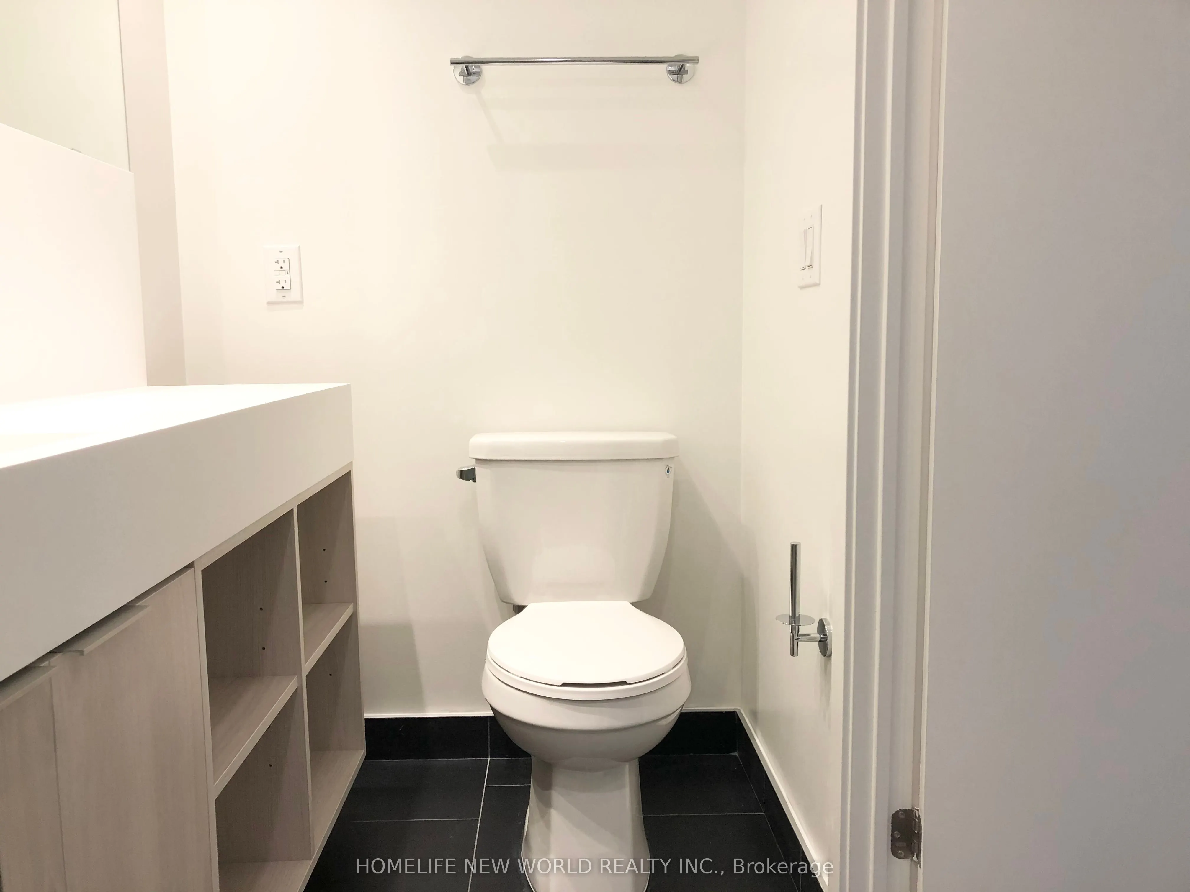20 Richardson Street, #1810