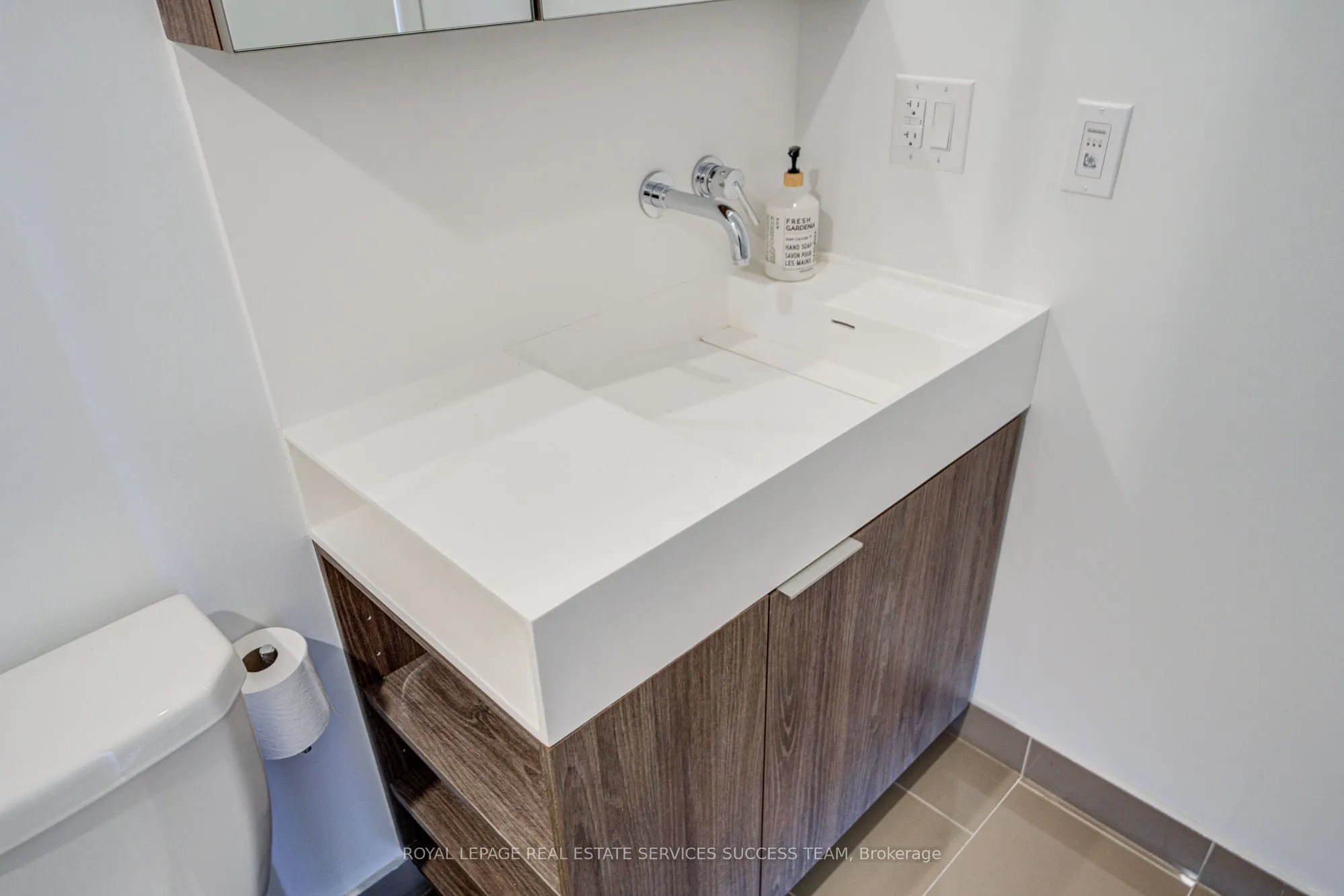 15 Lower Jarvis Street, #2110 A