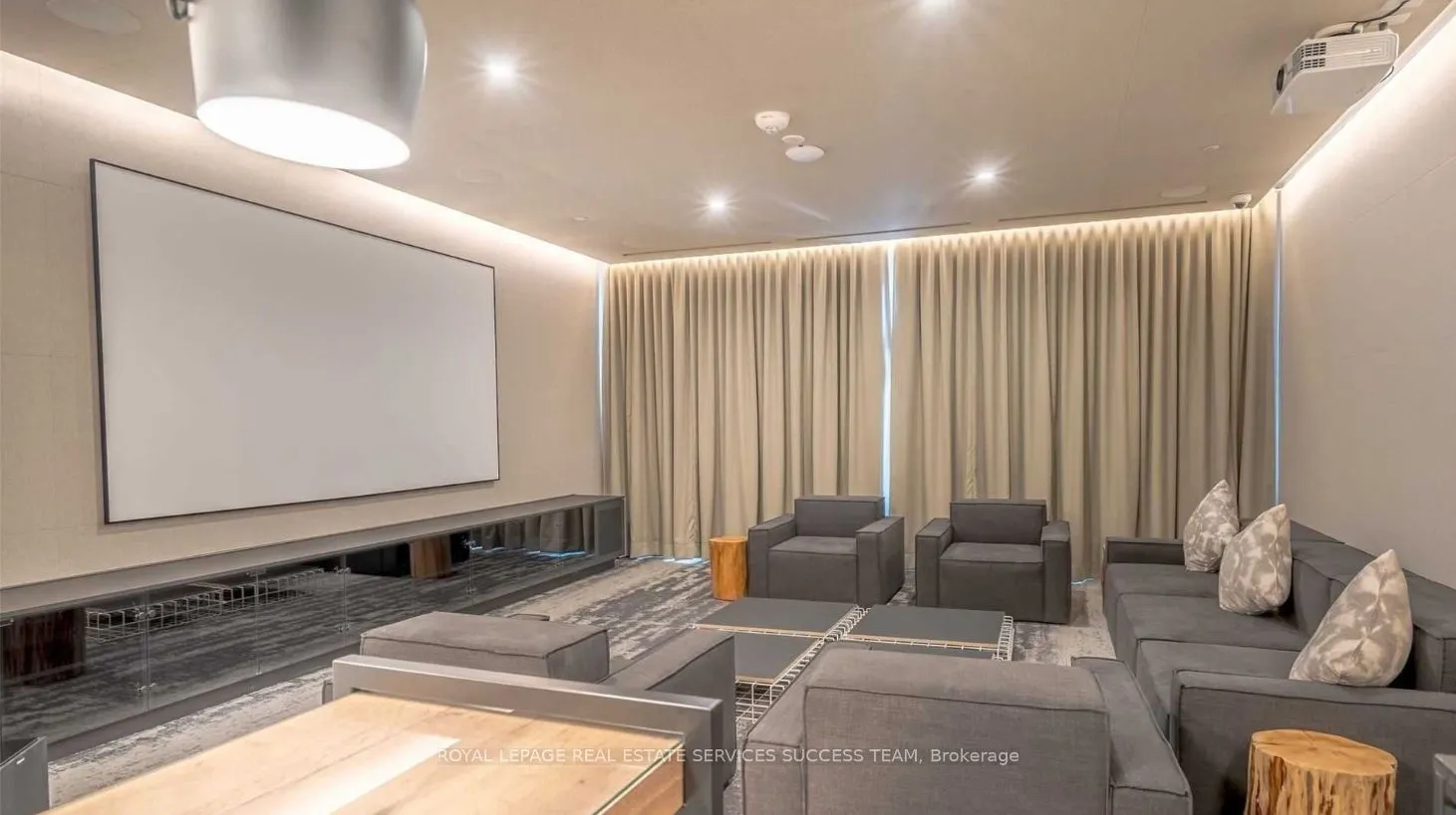 15 Lower Jarvis Street, #2110 A