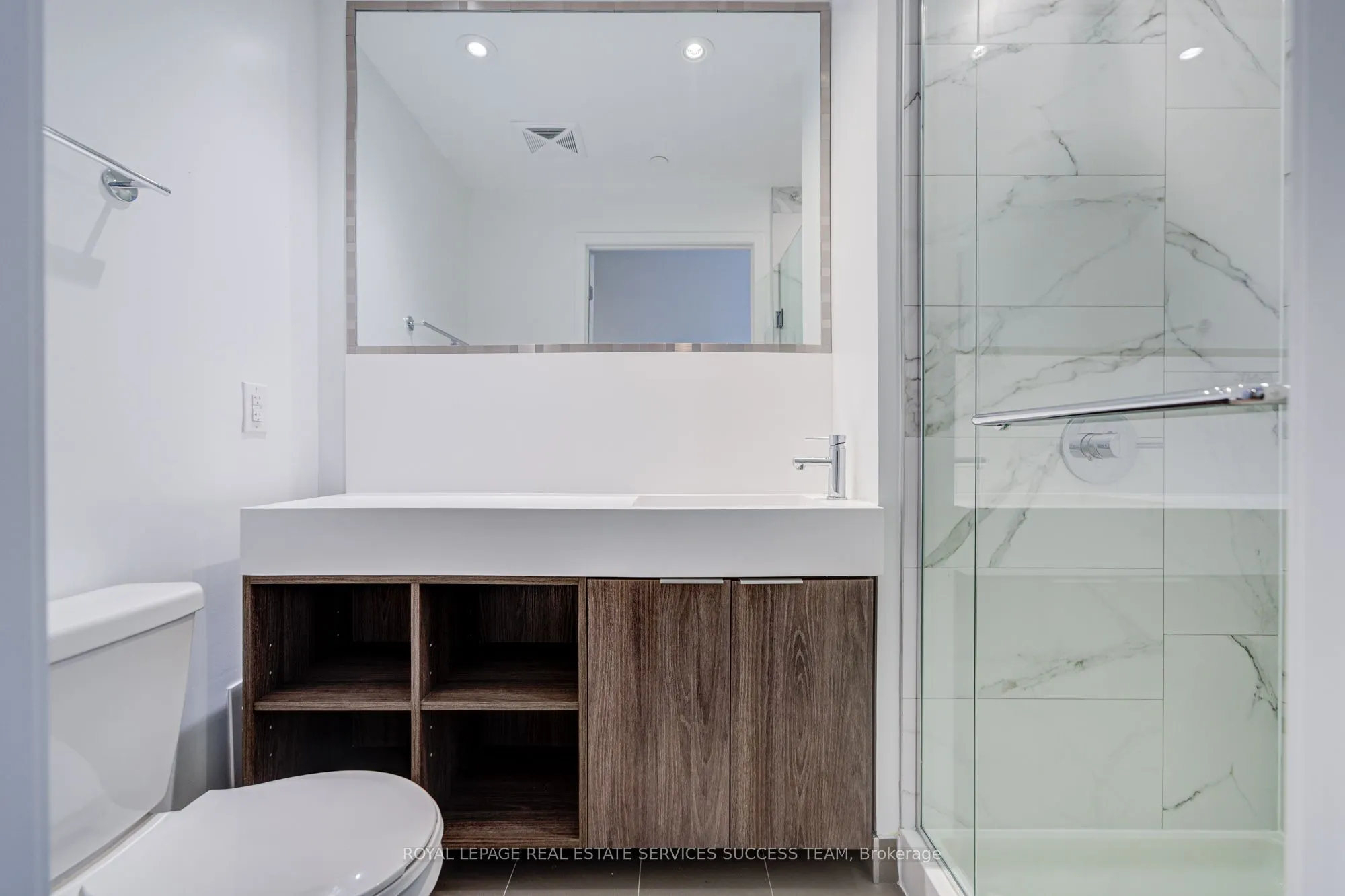 15 Lower Jarvis Street, #2110 A