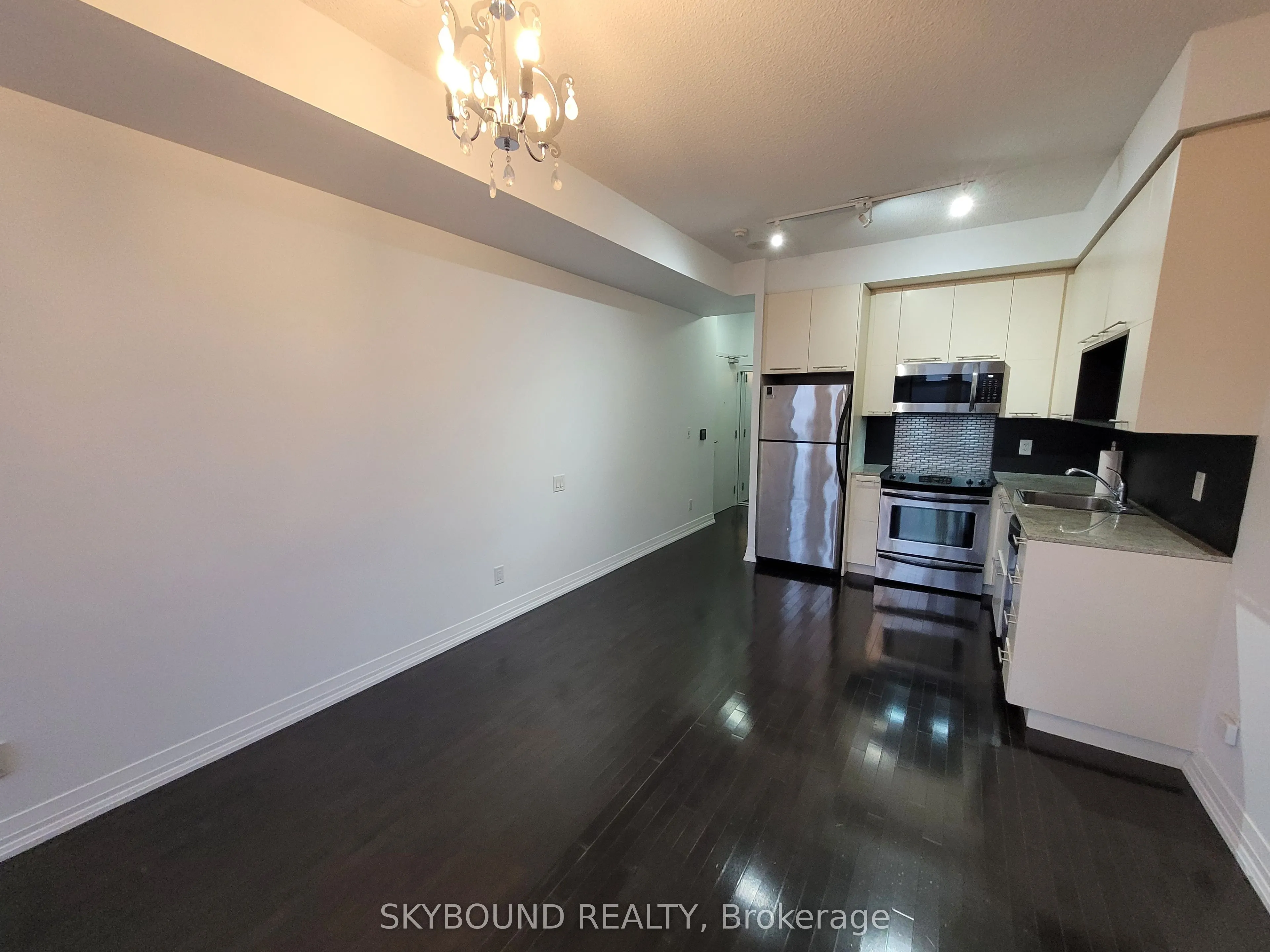 25 Carlton Street, #2101