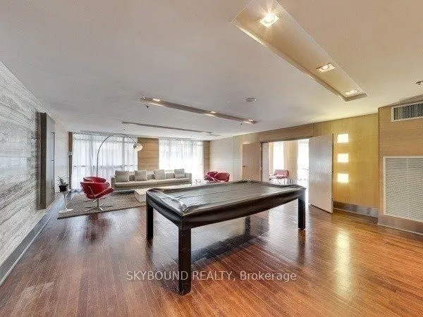 25 Carlton Street, #2101
