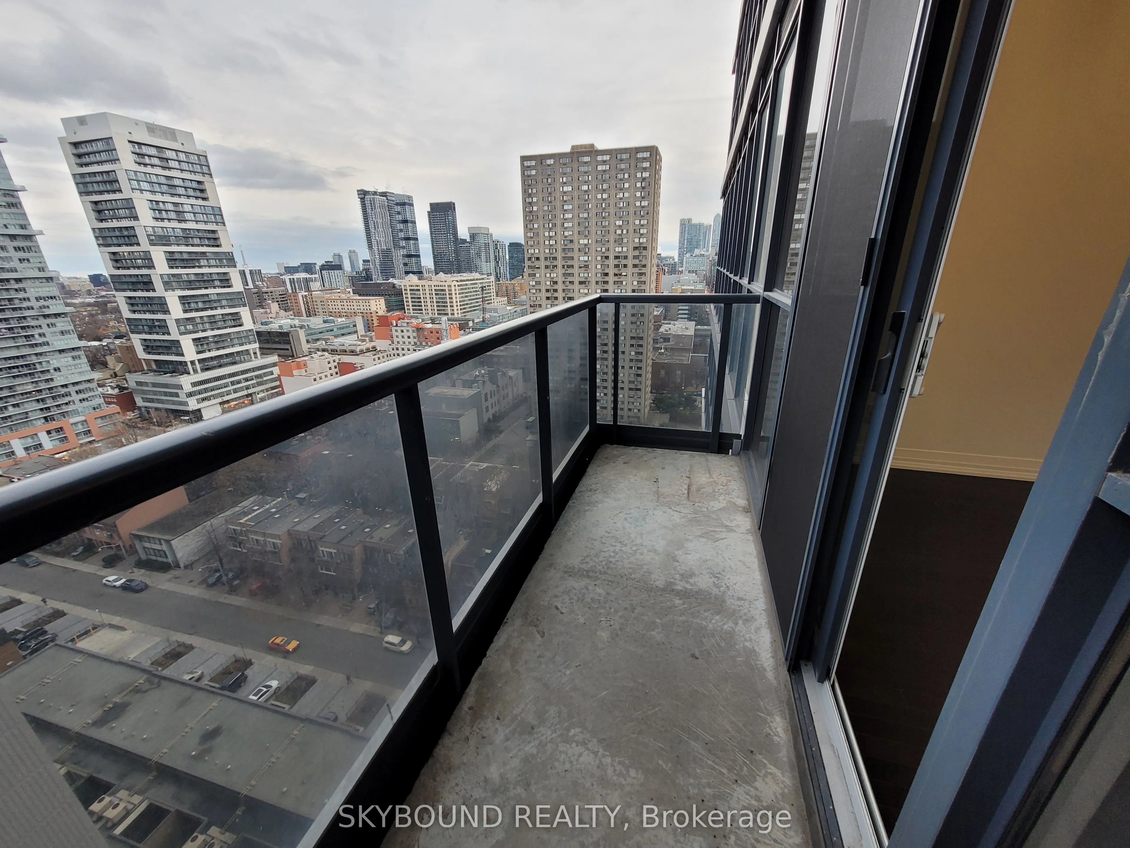 25 Carlton Street, #2101