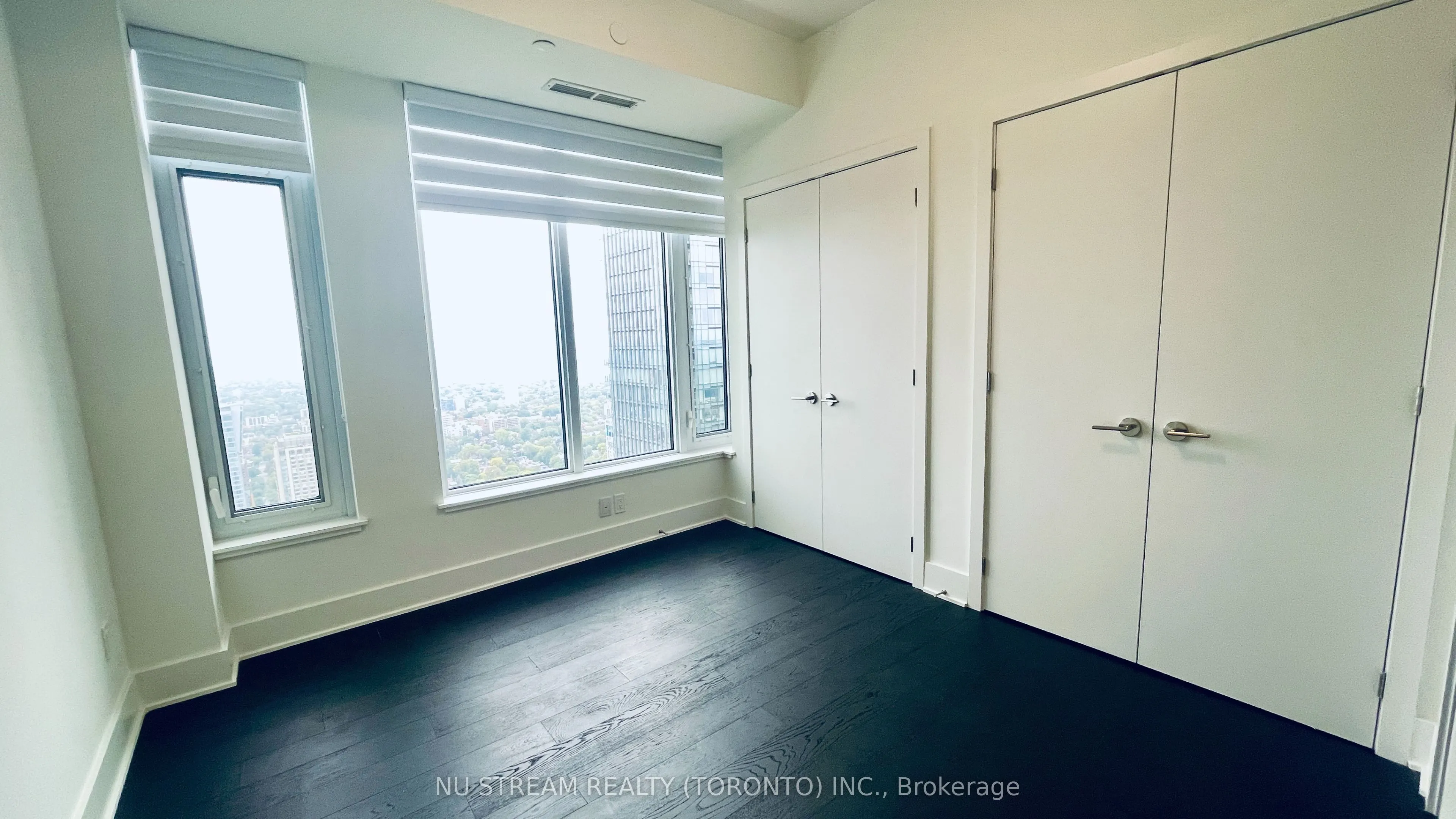 11 Yorkville Avenue, #4809