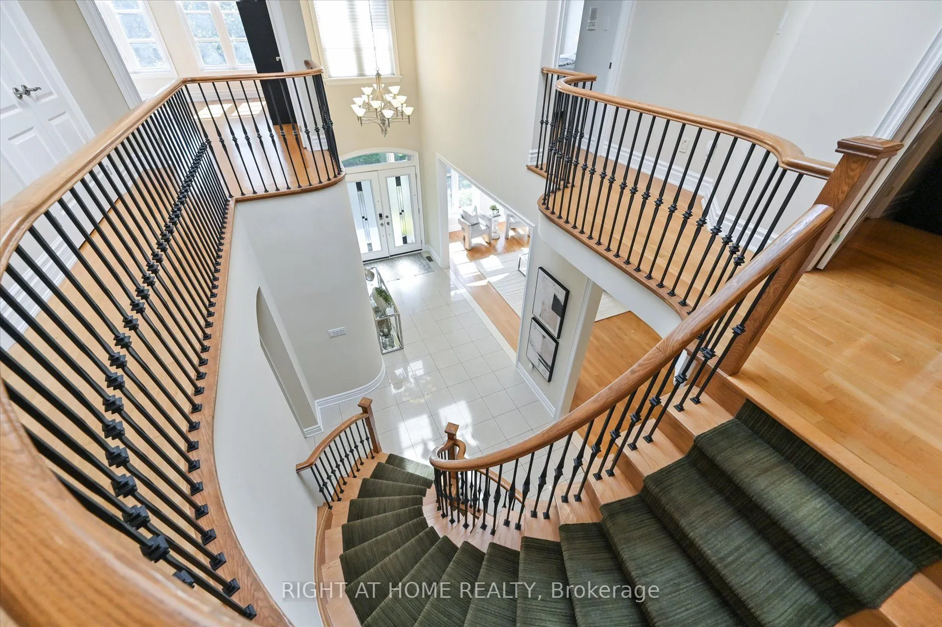 154 Charlton Boulevard