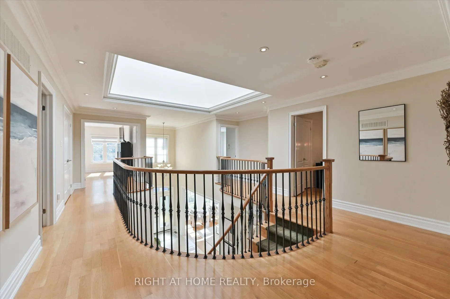 154 Charlton Boulevard
