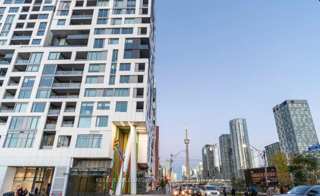 27 Bathurst Street, #712