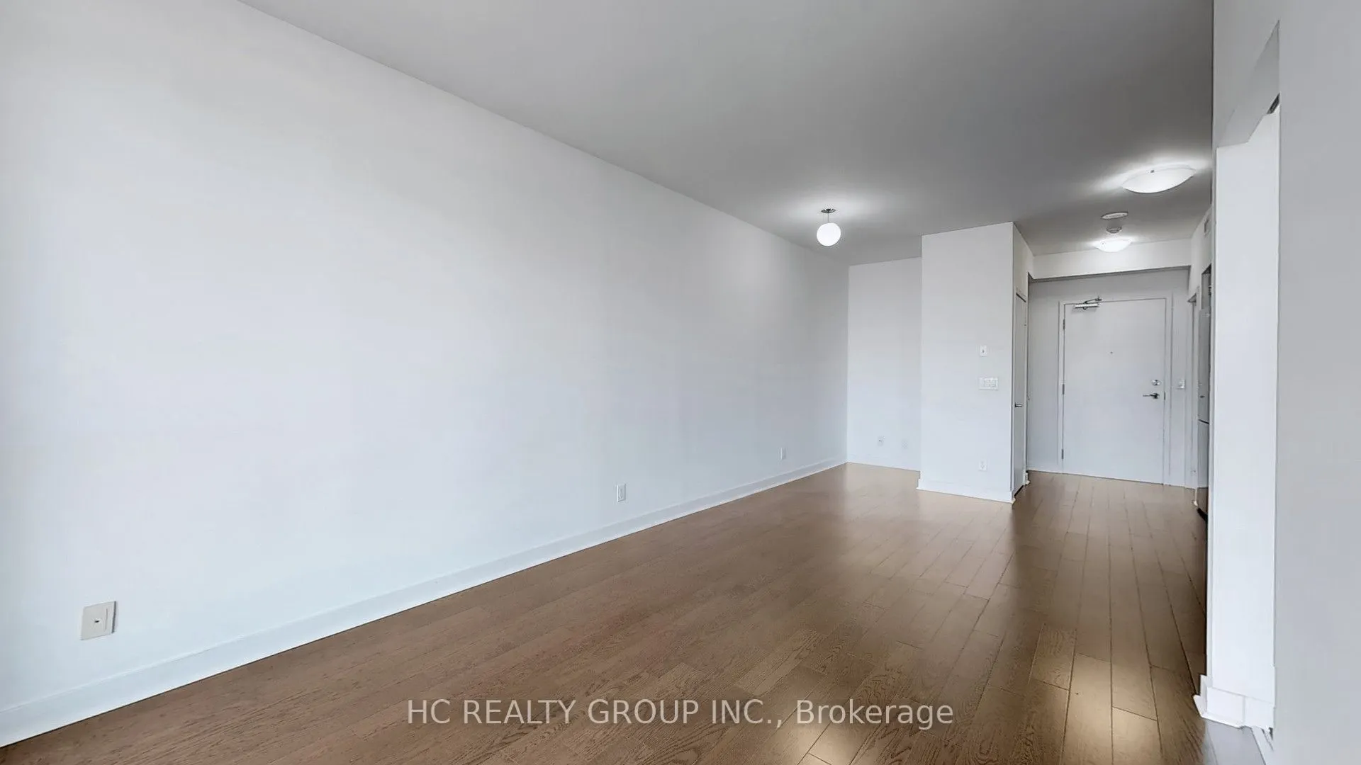 320 Richmond Street E, #919