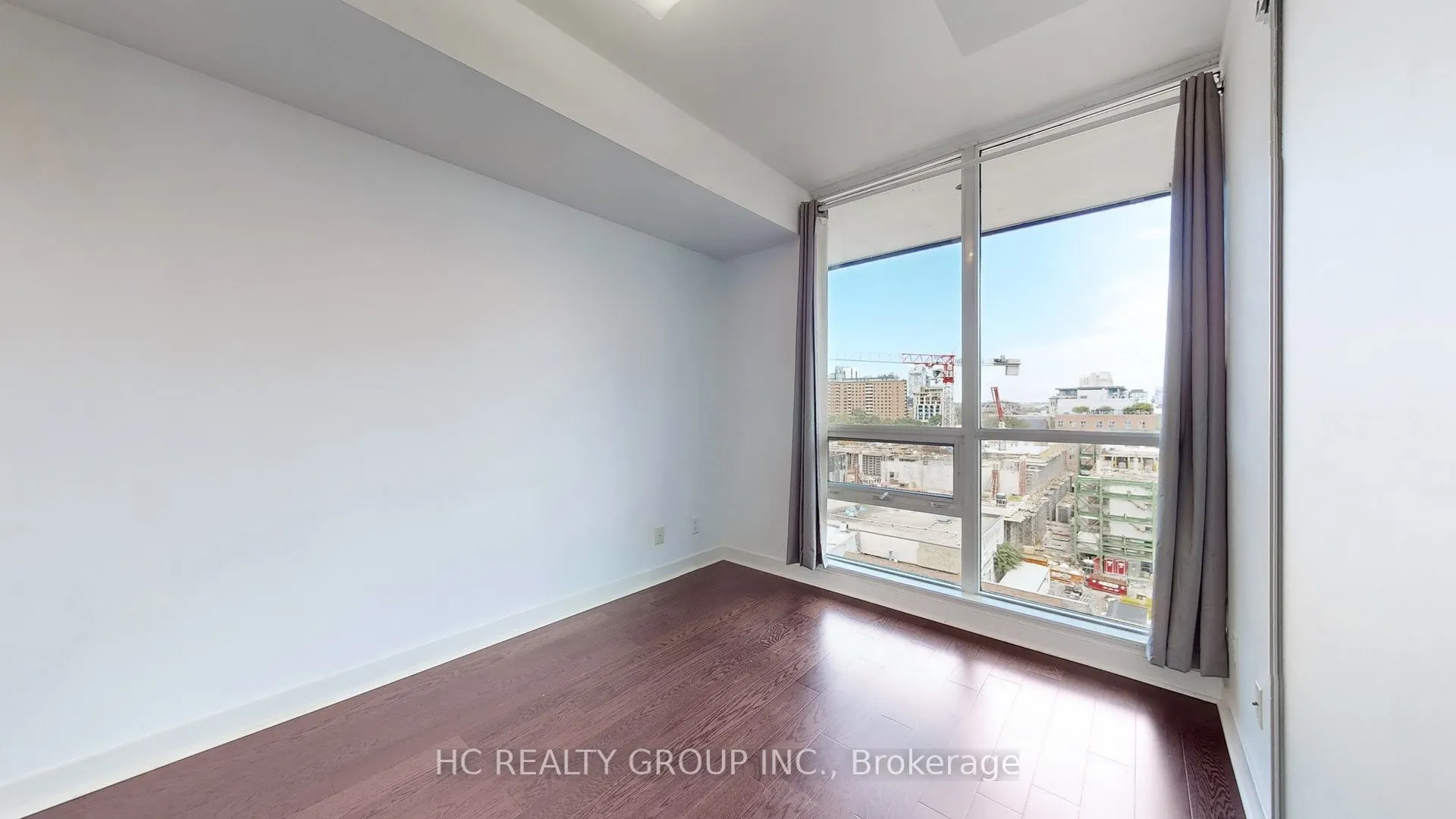 320 Richmond Street E, #919