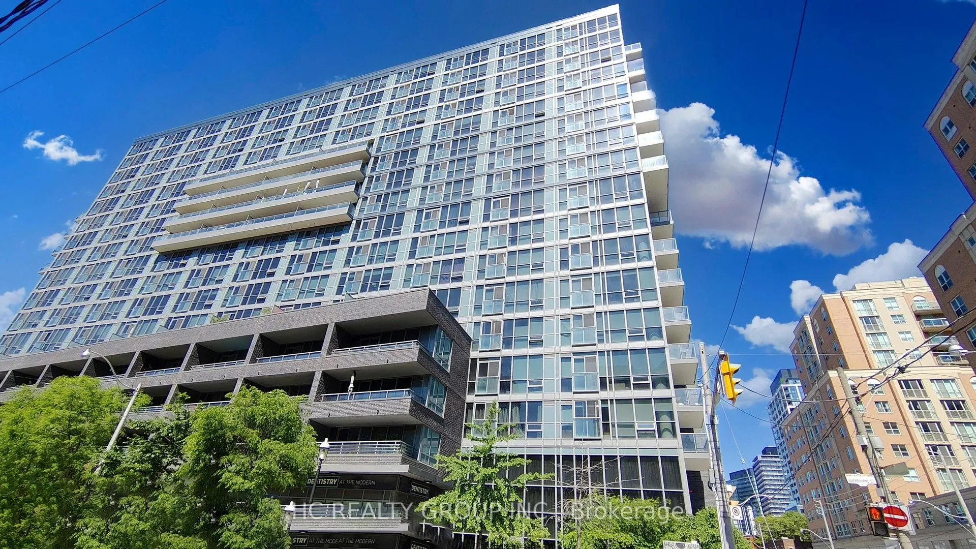 320 Richmond Street E, #919