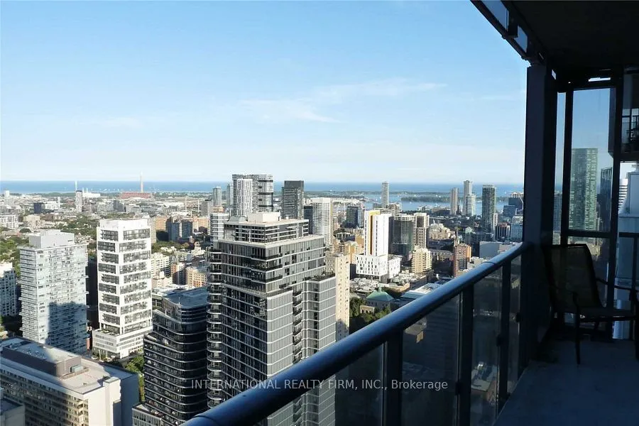 7 Grenville Street, #4806