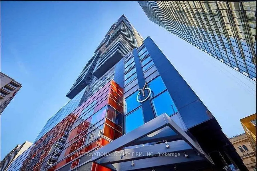 7 Grenville Street, #4806