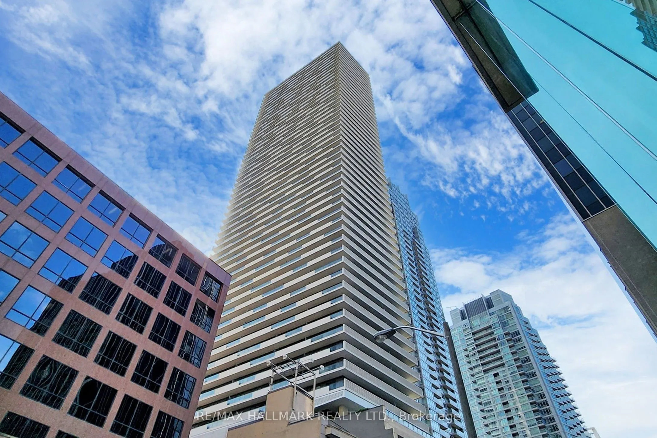 2221 Yonge Street, #313