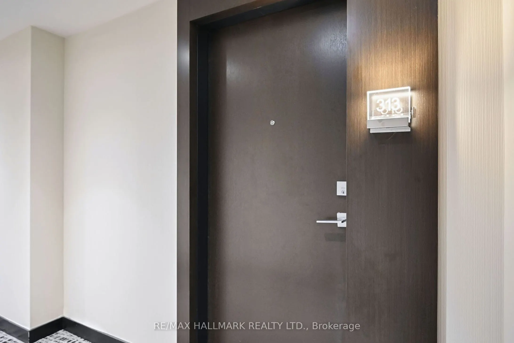 2221 Yonge Street, #313