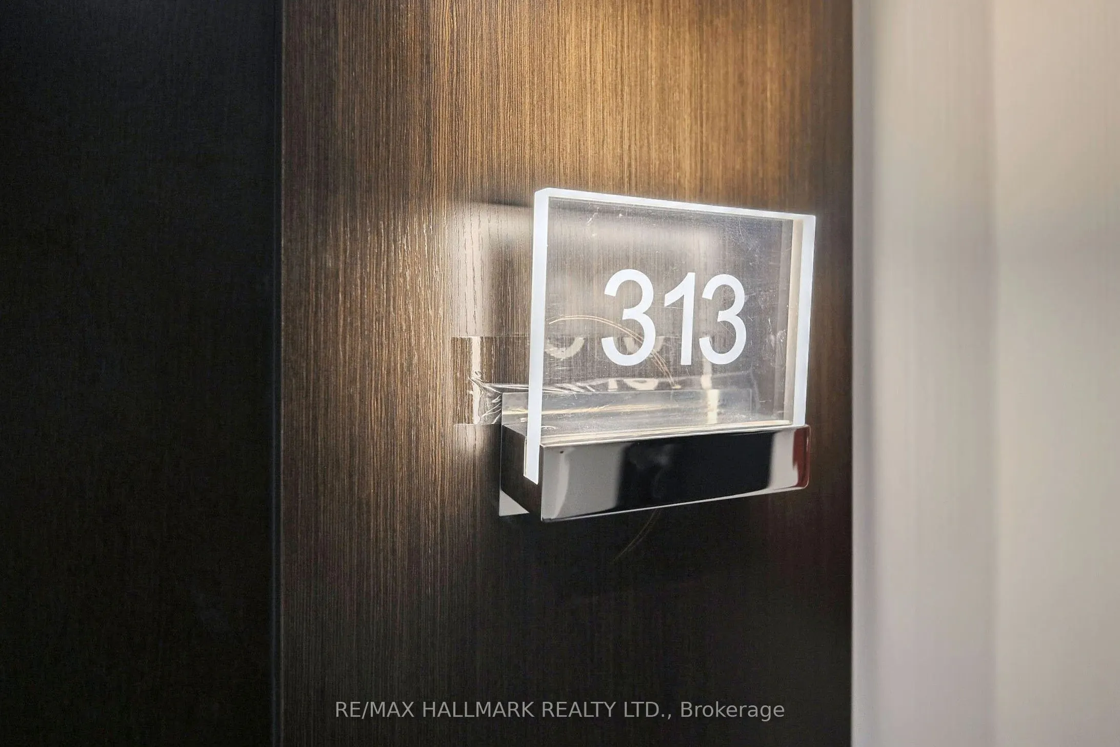 2221 Yonge Street, #313