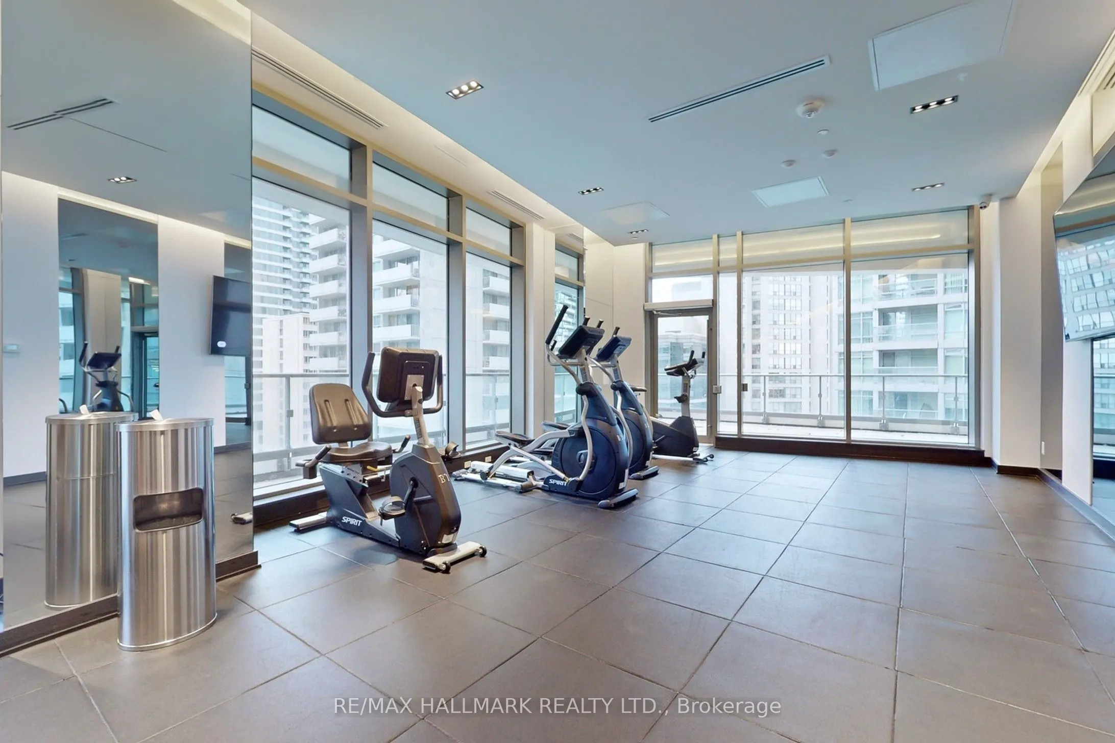2221 Yonge Street, #313