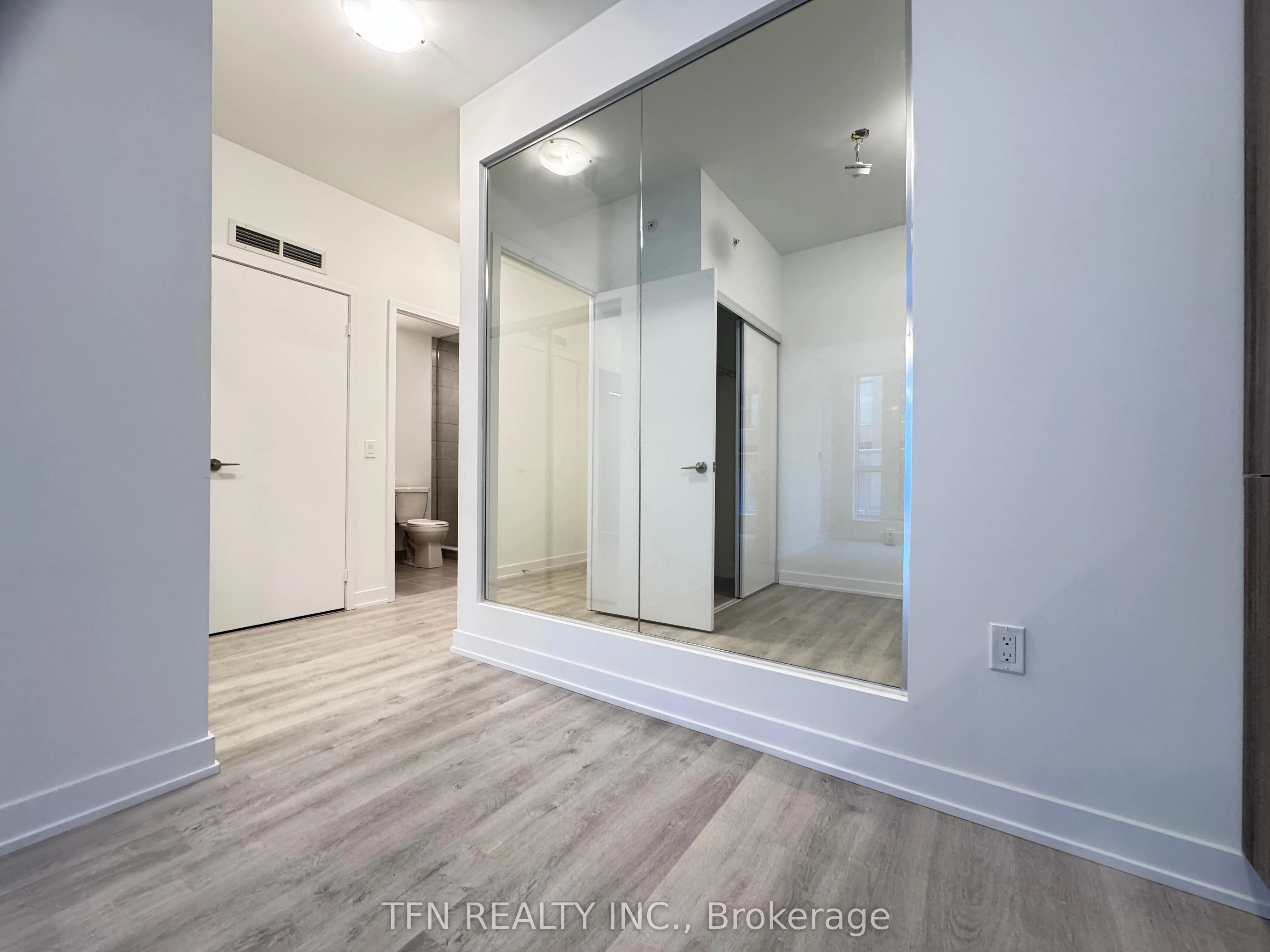 15 Richardson Street, #624