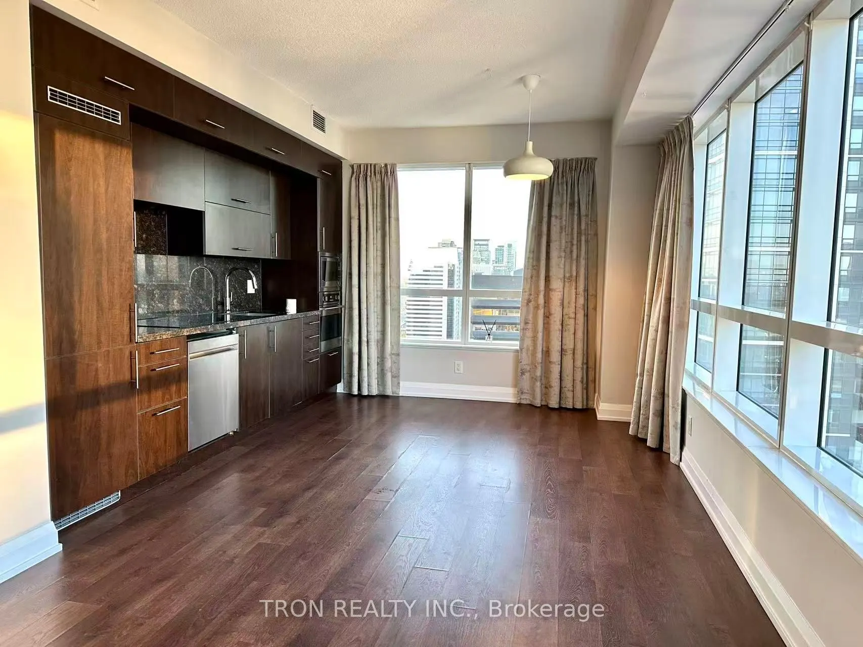 2 Anndale Drive, #2505